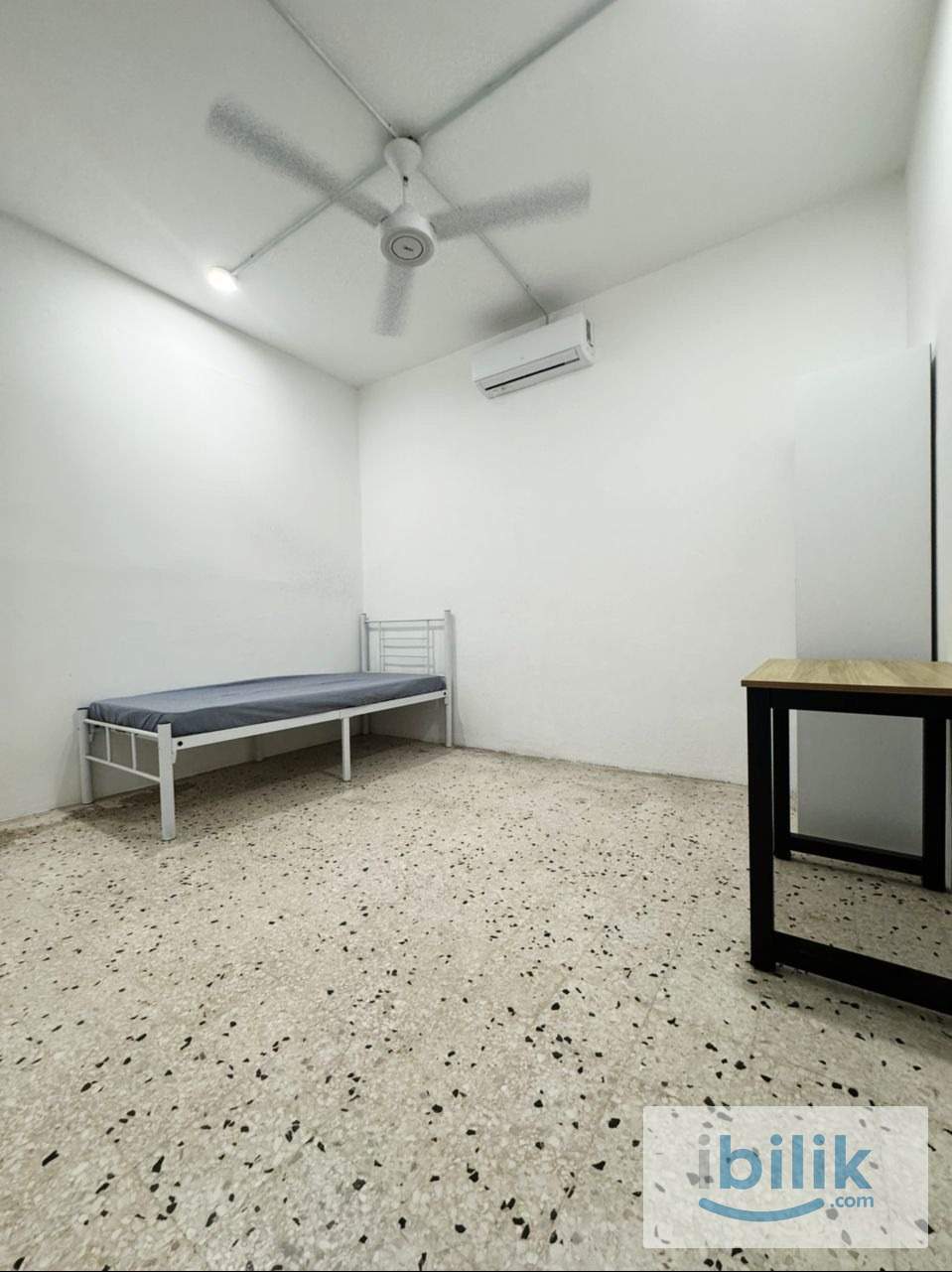 ZERO DEPOSIT/ MEDIUM ROOM/WALKING DISTANCE TO MRT KENTONMEN - Image 3