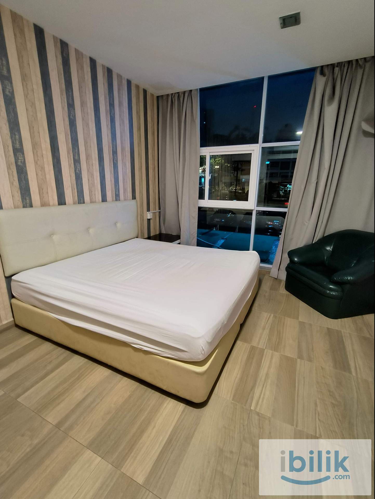 Kuchai Lama Co-Living Luxury Hotel Room - Image 1