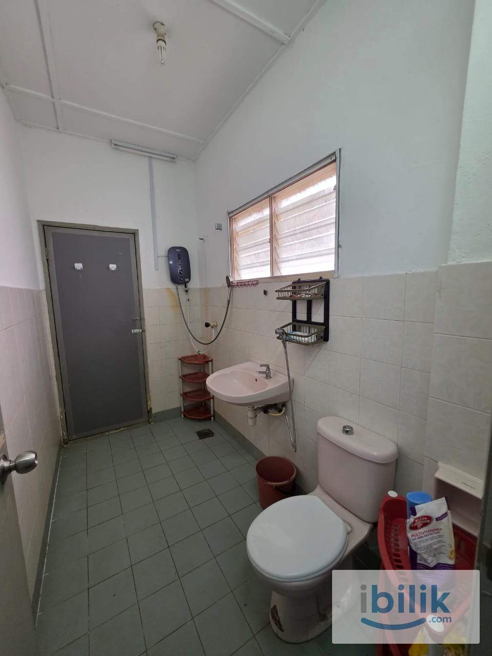 Spacious Room at Puchong - Image 5