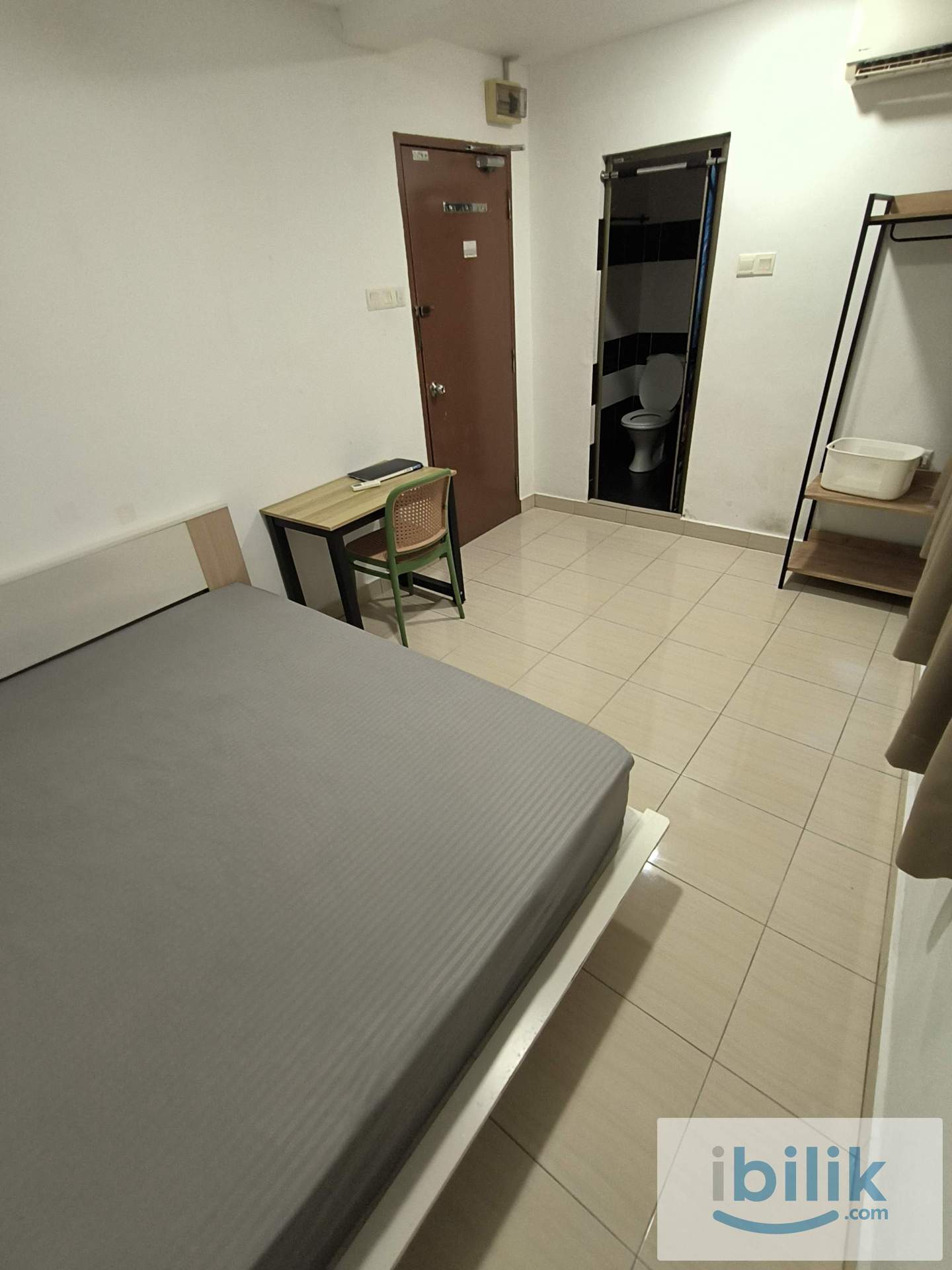 Bilik Hotel Master/Bersih/Luas/Selesa - Image 3
