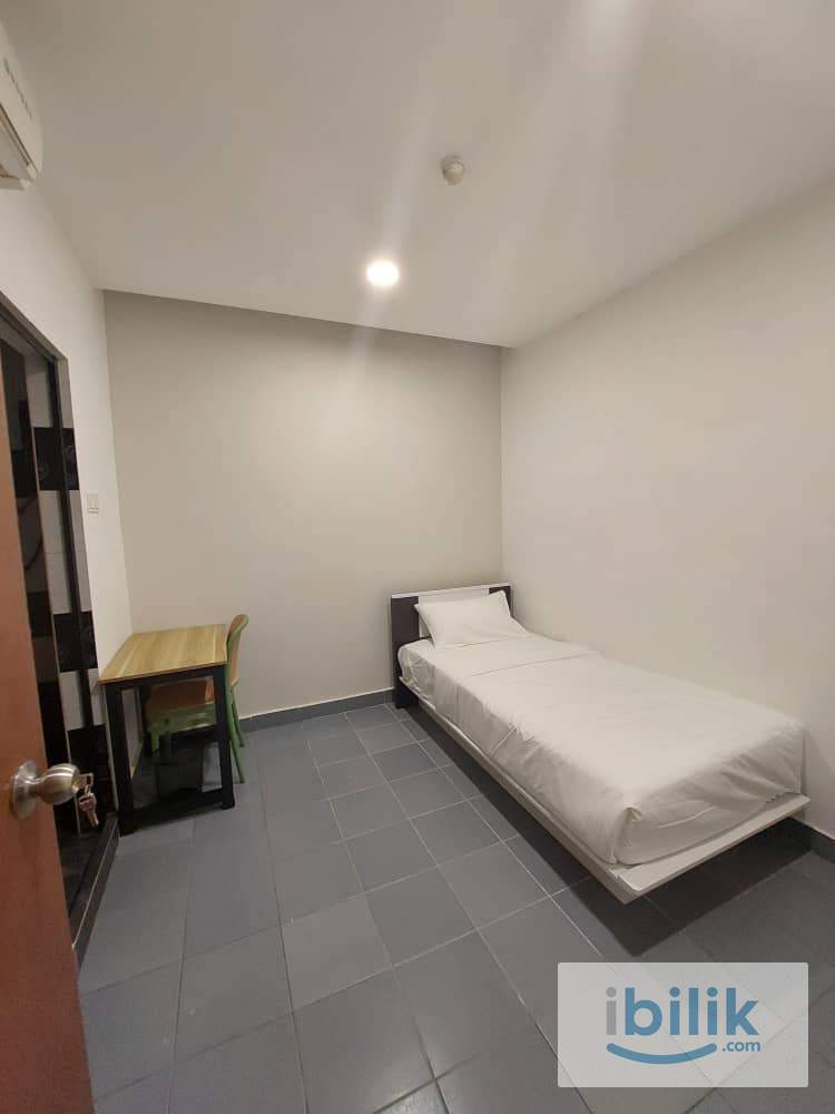 Bilik Hotel Single /Student/Employed - Image 1