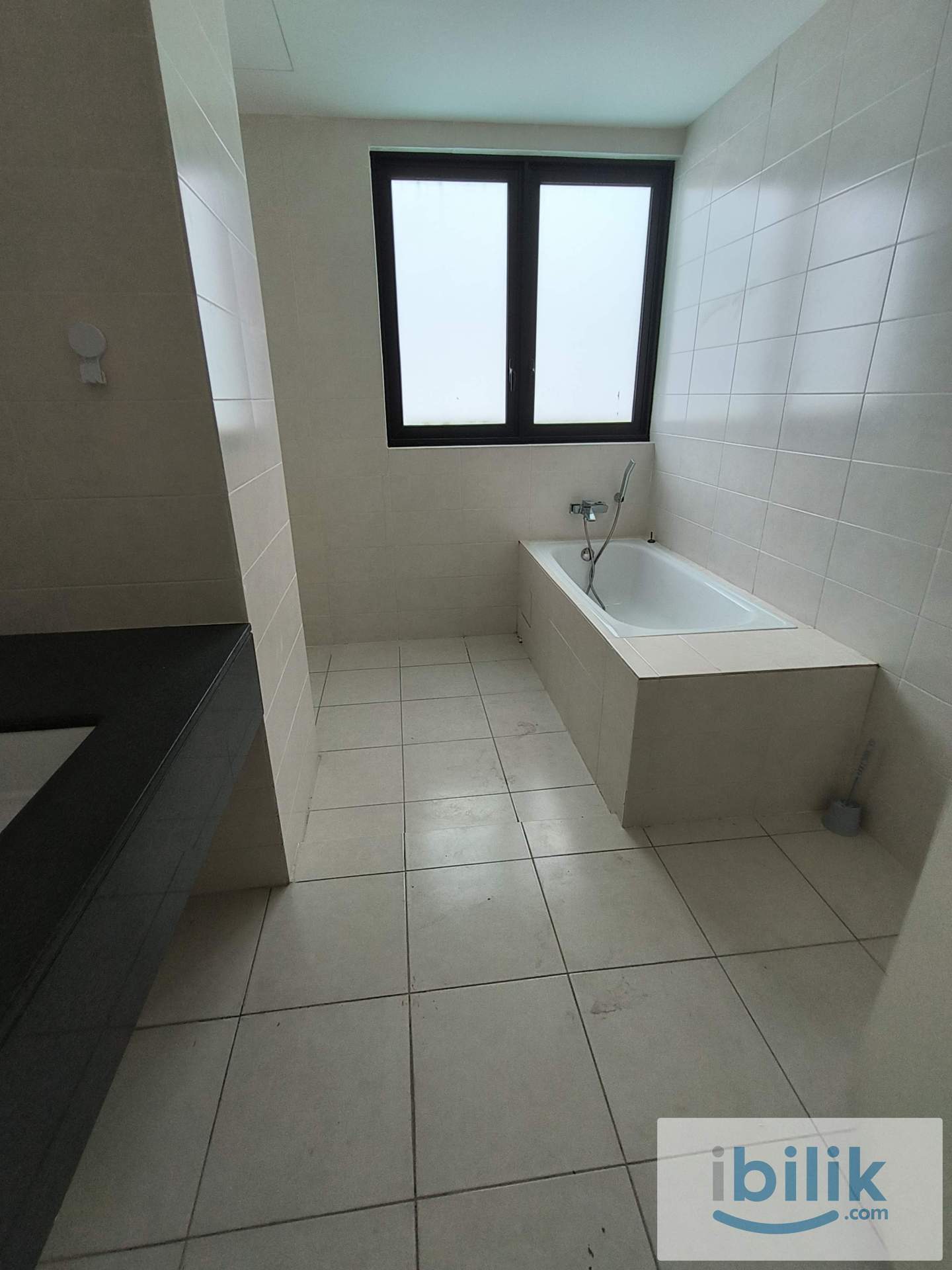 Luxury Villa's Master Room @ ICITY - Image 8