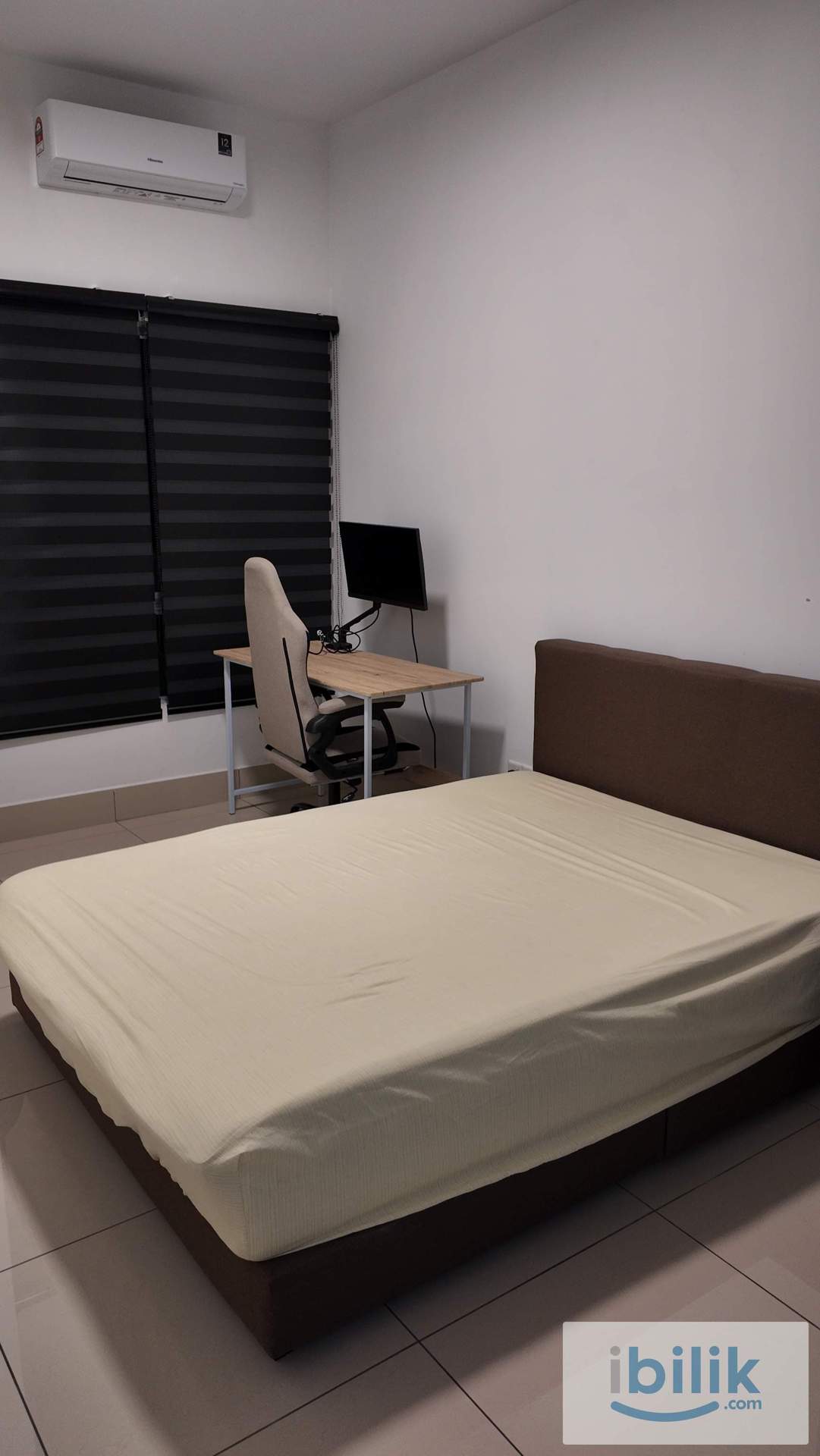 Razak City Residence - Fully Furnished (Private Bathroom & Free access to Balcony) - Image 1
