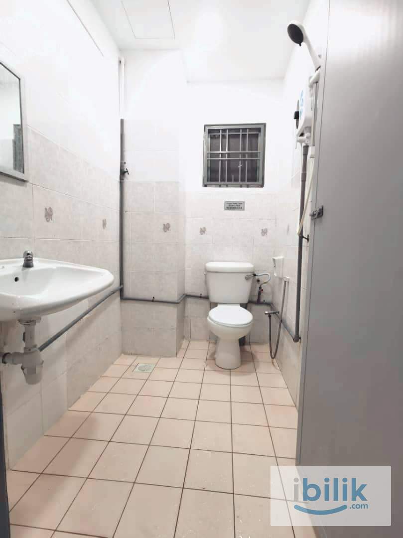😌 A Calm Place to Stay – Ridzuan Condo Room - Image 5