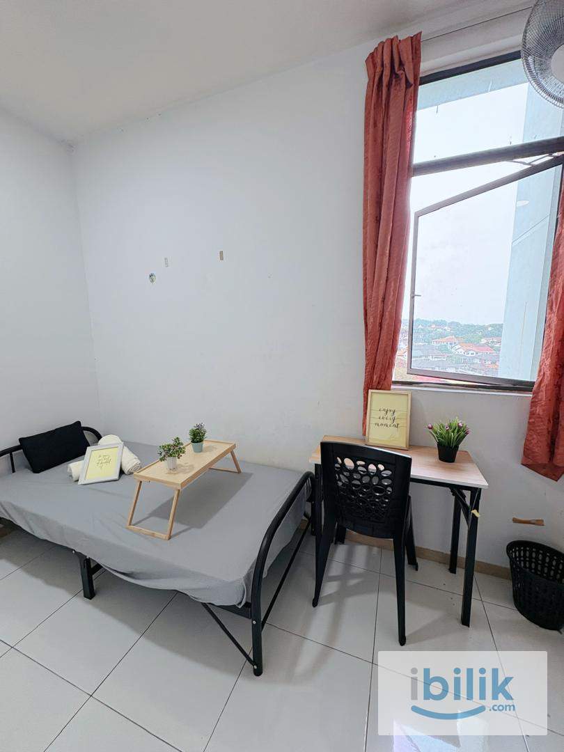 👨‍💼 Working Adults & Students Welcome – Vista Alam Room Rental - Image 1