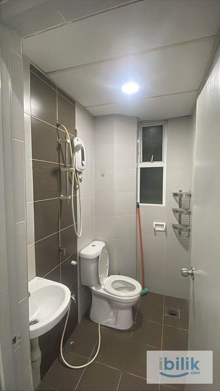 Setapak Female Mid Room @ M3 Residency - Image 2