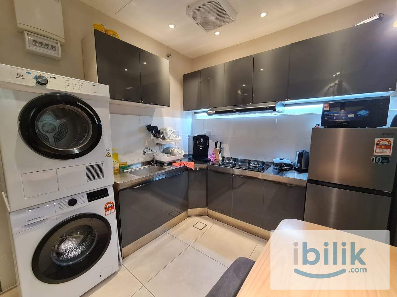 Masteroom Available For Couple & Male At Meta Residence, Seri Kembangan  - Image 3