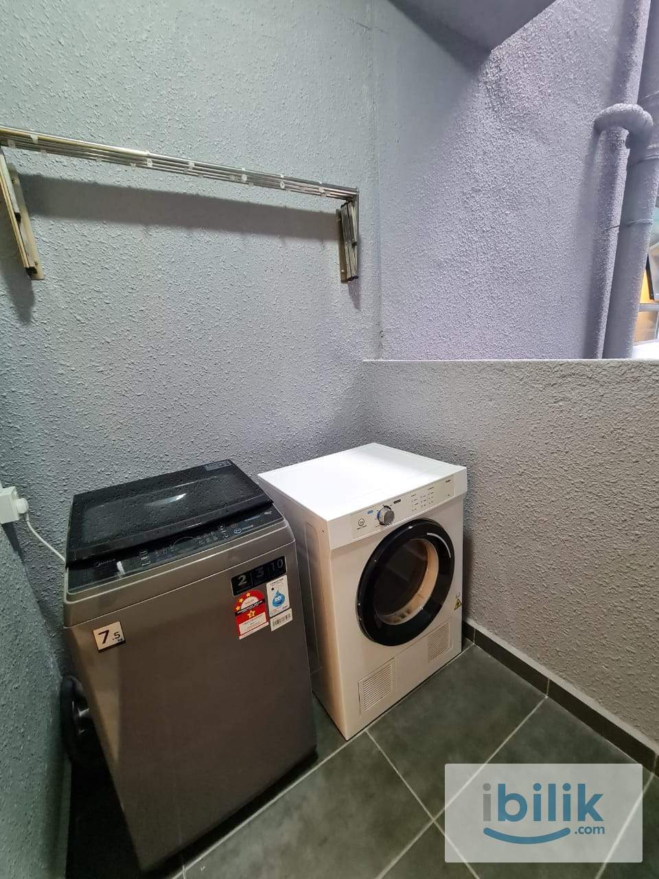 NEW Unit Middle Room With Interior Design At Meta Residence, Seri Kembangan  - Image 5
