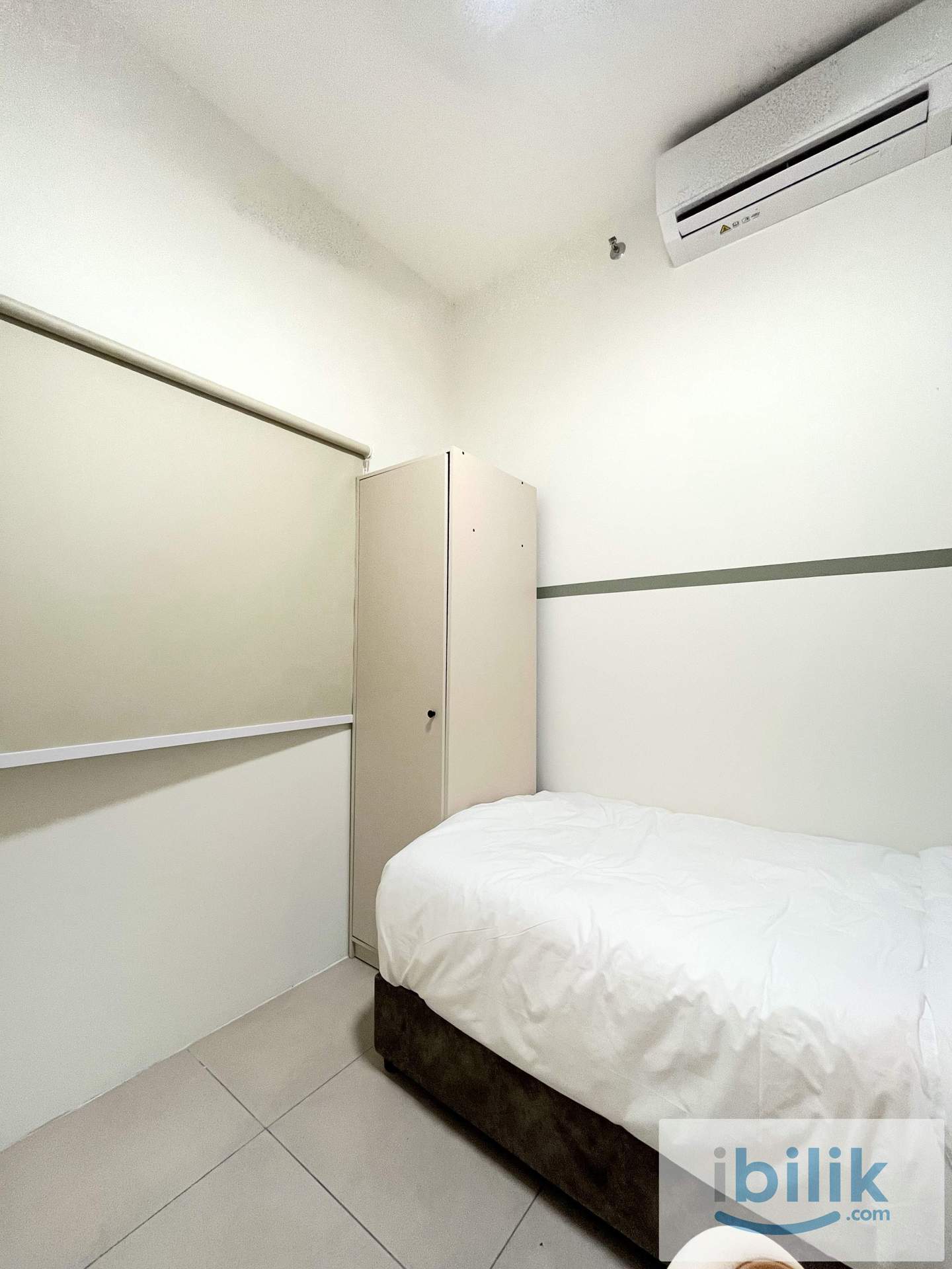 Single Room I Female I Low Deposit I Walking To Grocery Store & Food Court  - Image 3