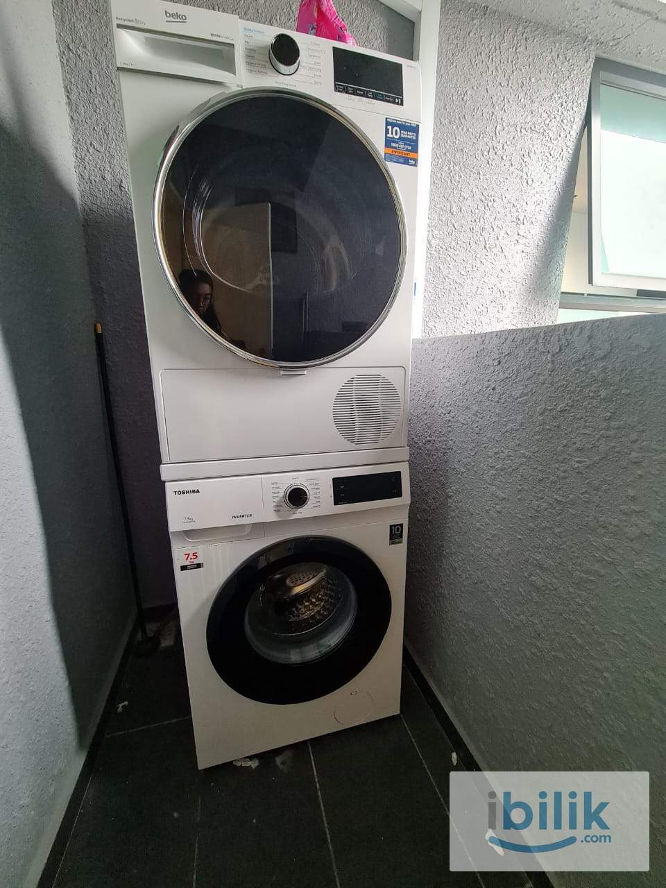Single Room I Female I Low Deposit I Walking To Grocery Store & Food Court  - Image 6
