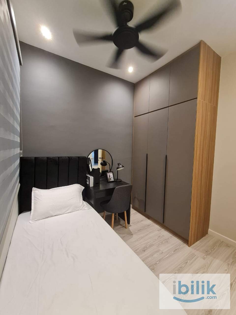 Cozy Single Room New Renovation With Modern Design I 5 mins to MRT  - Image 2