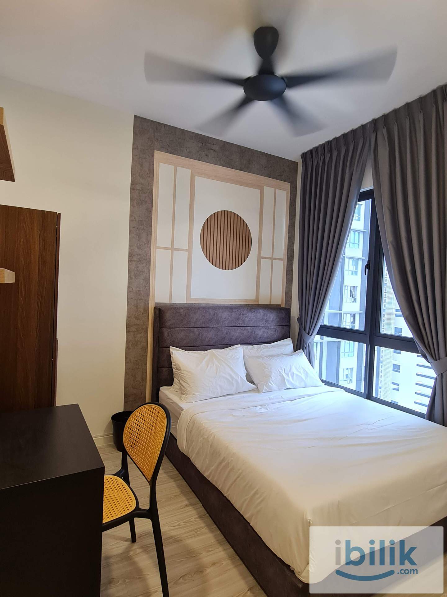 Middle Room With Free Utilities Deposit At Meta Residence, Seri Kembangan  - Image 1