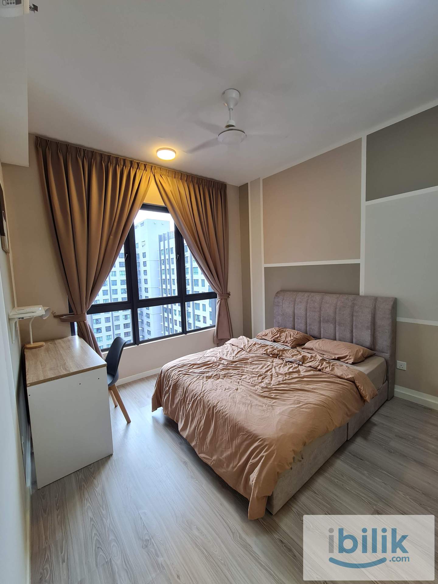 Masteroom Free Utilities Deposit I Room Low Deposit I Clean And Tidy Unit I 5 Minutes To MRT  - Image 1
