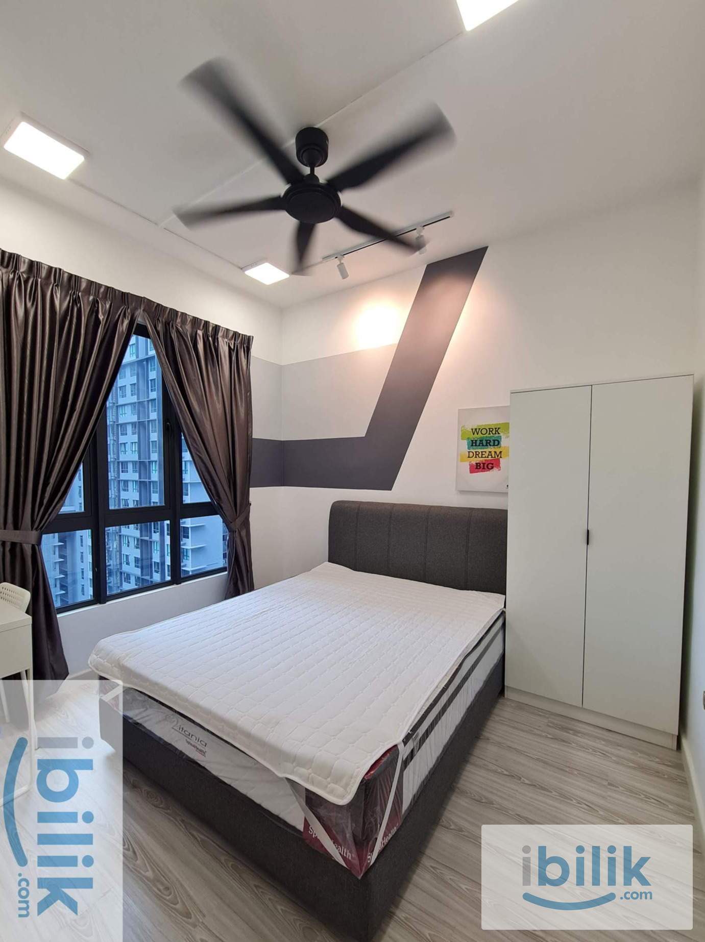 Mix Gender Masteroom I Private Bathroom I 5 minutes To MRT I Surrounding Grocery Store  - Image 1