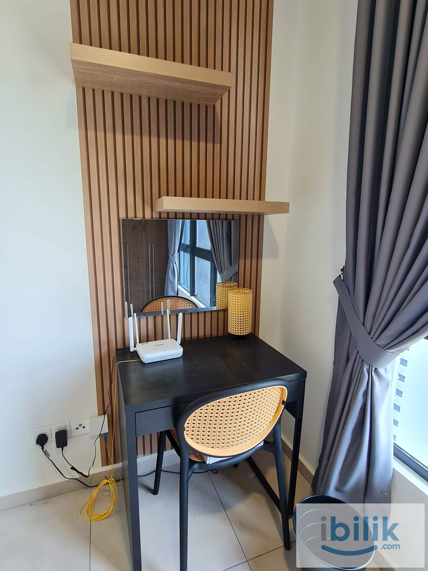 Female Middle Room I Included Utilities I Low Deposit I 5 mins to MRT  - Image 4
