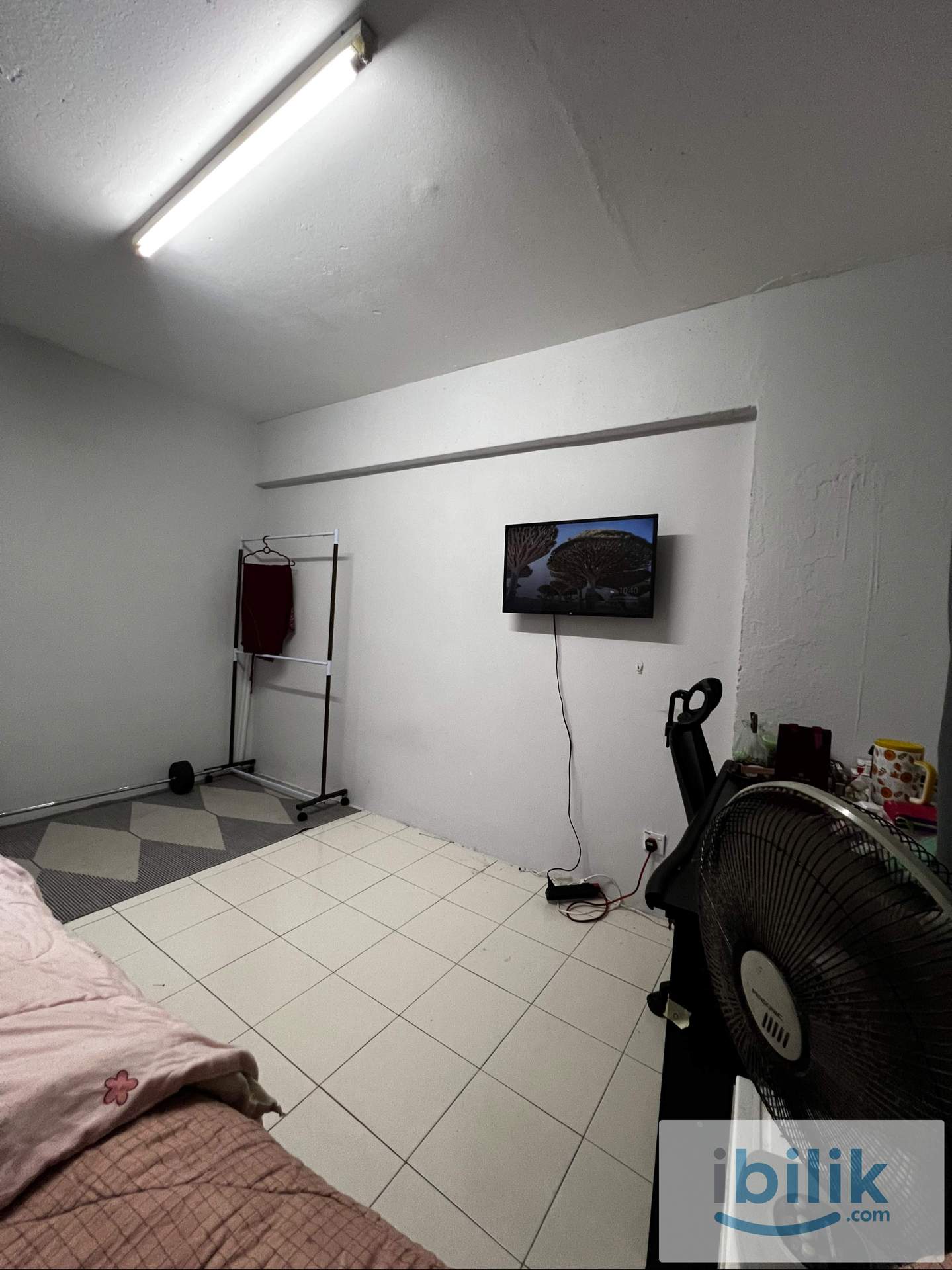 MASTER BEDROOM  - Image 2