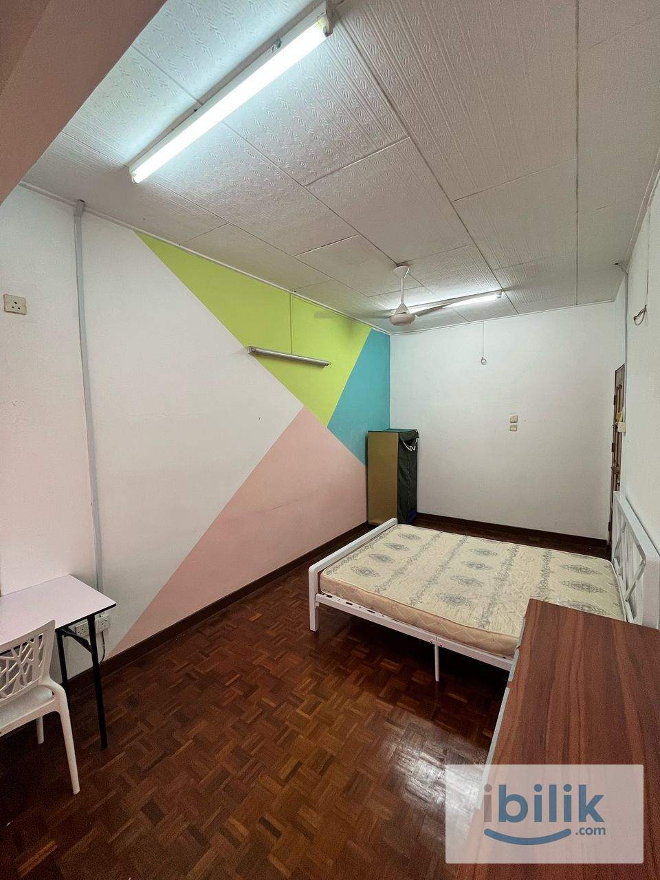 🚩SS2 PETALING JAYA NICE SPACIOUS COUPLE MIDDLE ROOM FOR RENT🏠PARKING EASY, FOOD STALL🎉 - Image 3