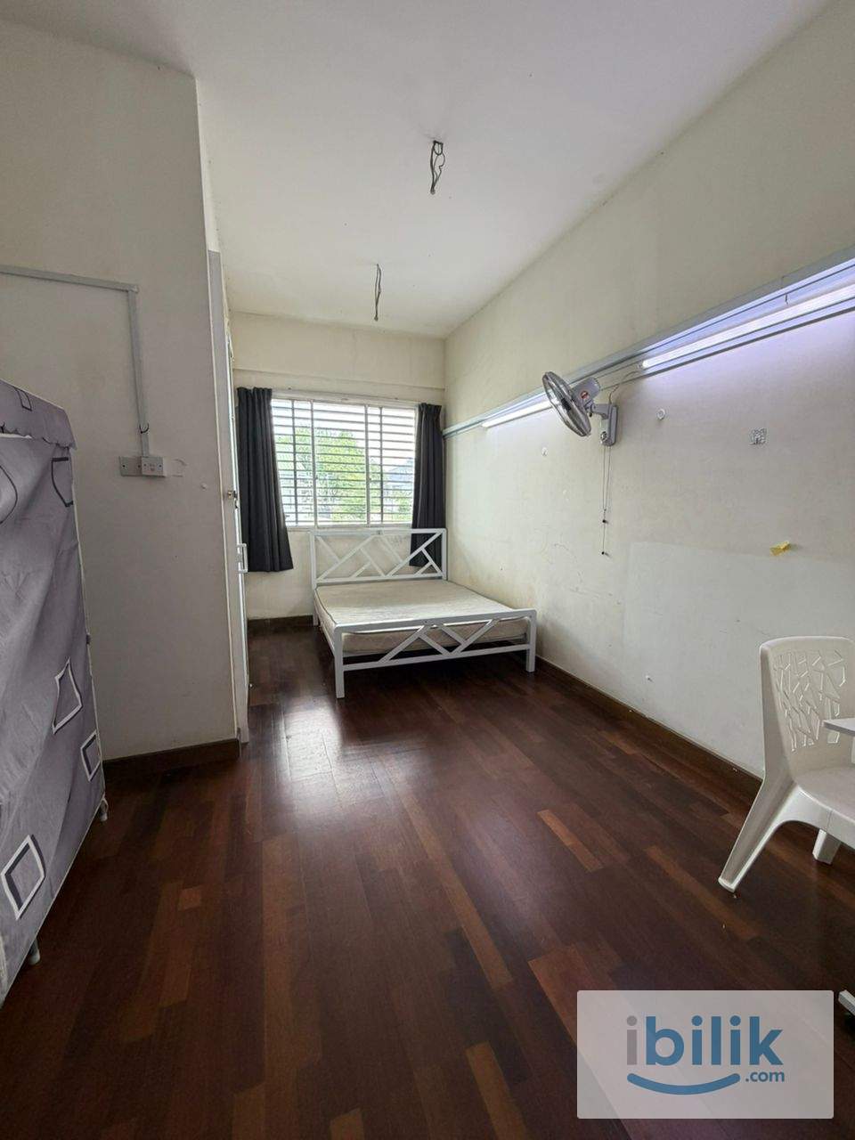 🚩SEKSYEN 22 PETALING JAYA SPACIOUS QUEENBED MIDDLE ROOM FOR RENT🏠1 MIN WALKING DISTANCE TO TAMAN PARAMOUNT LRT🚂 - Image 2