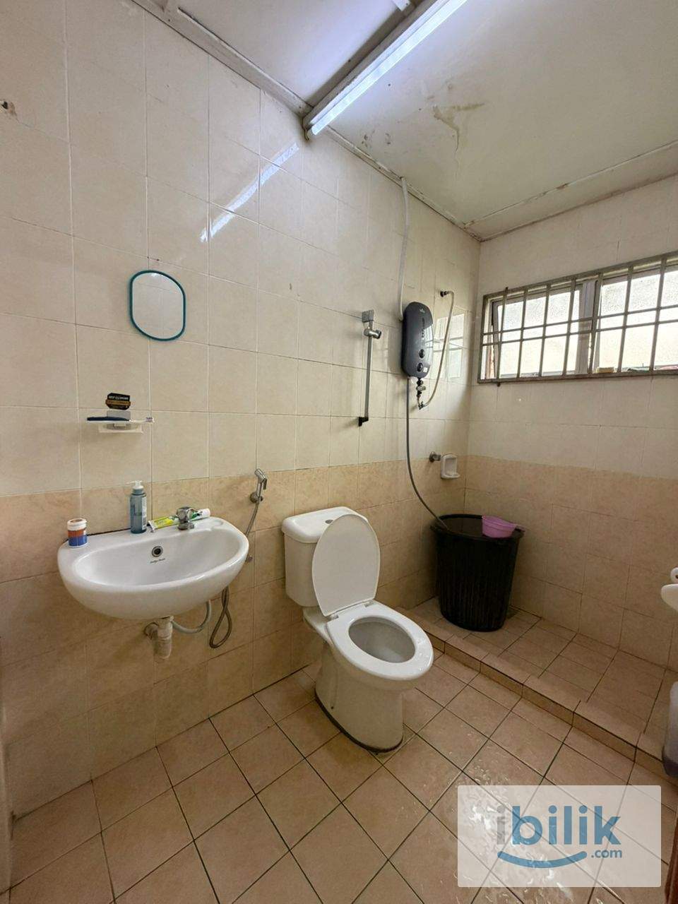 🙋‍♂️MALE ONLY🙋‍♂️KOTA KEMUNIG @BUKIT RIMAU SINGLE ROOM FOR RENT🏠 - Image 5