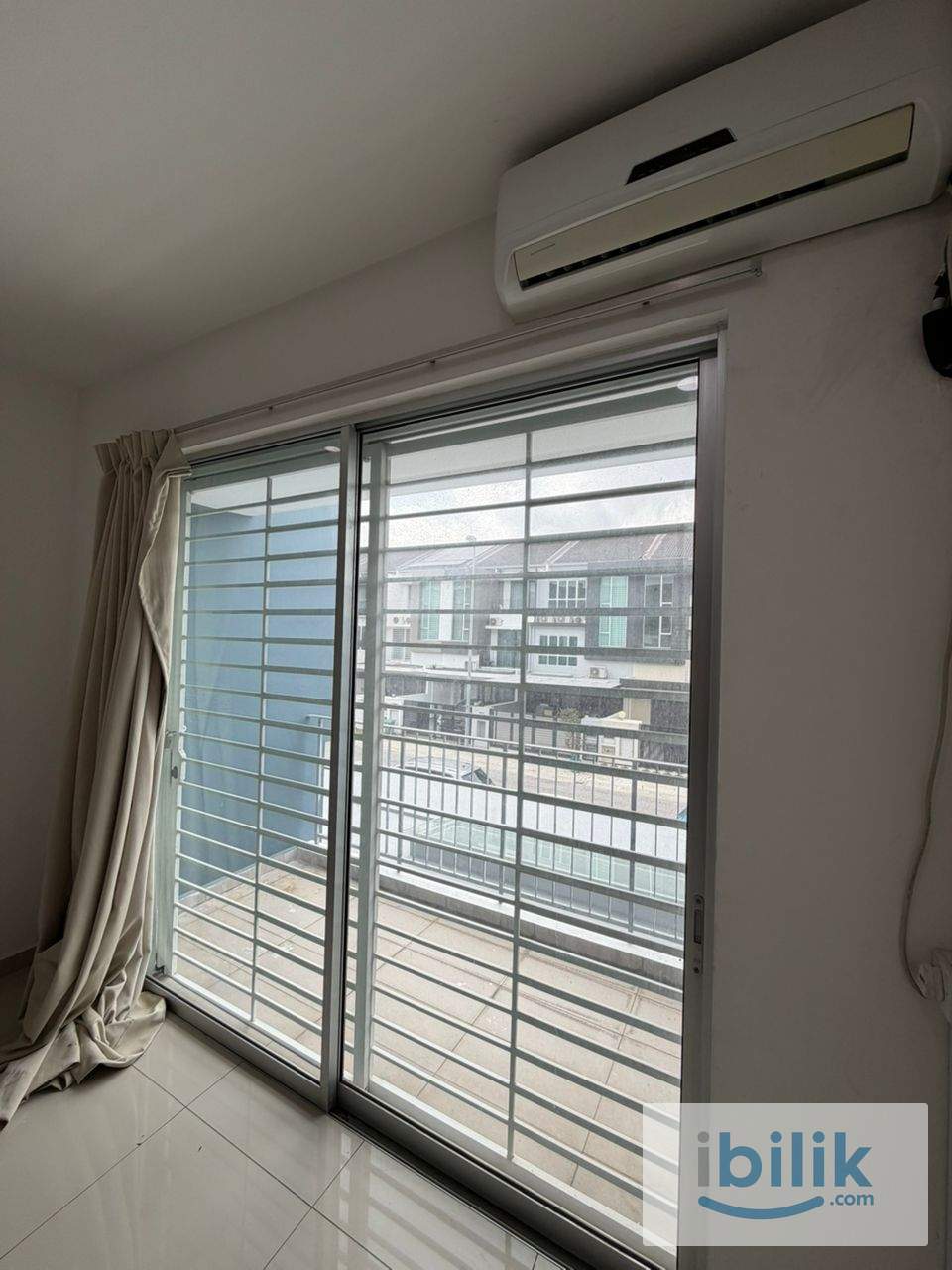 🔥LOW DEPOSIT🔥BANDAR BOTANIC KLANG MASTER ROOM FOR RENT🏠NEARBY GM KLANG , AEON MALL , PORT KLANG🚩 - Image 4