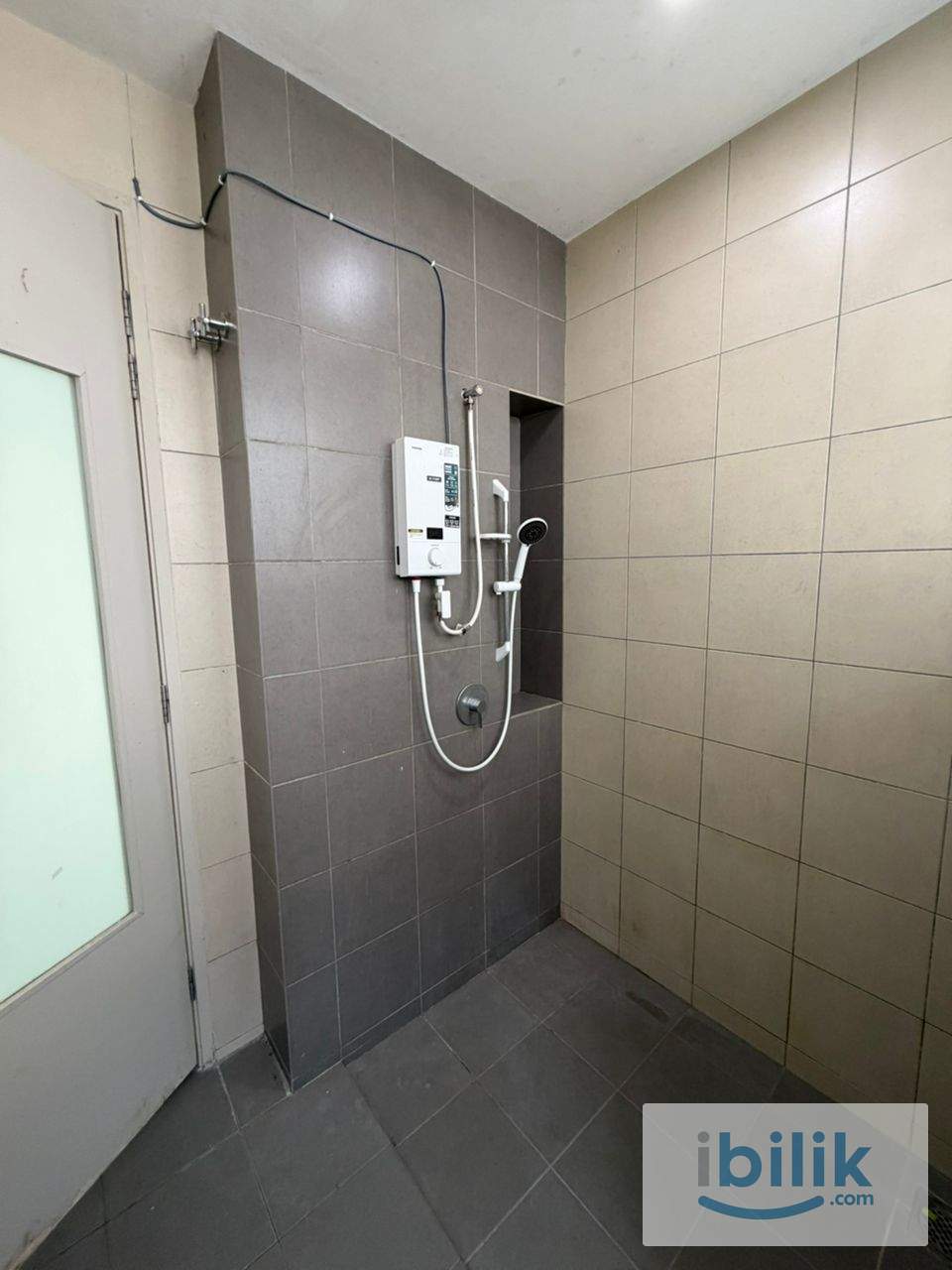 🔥LOW DEPOSIT🔥BANDAR BOTANIC KLANG MASTER ROOM FOR RENT🏠NEARBY GM KLANG , AEON MALL , PORT KLANG🚩 - Image 6
