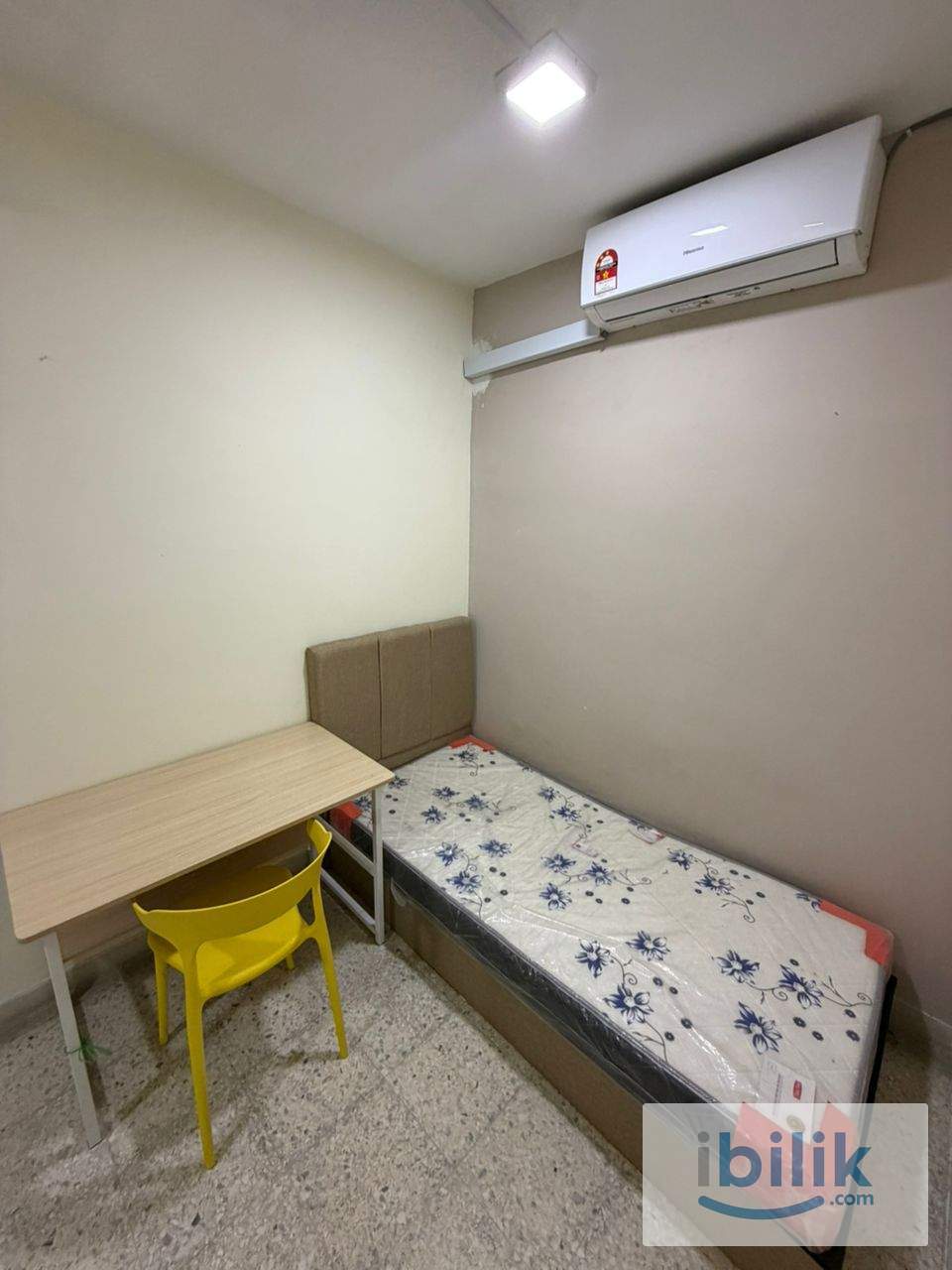🙋‍♀️FEMALE ONLY🙋‍♀️SS22 DAMANSARA JAYA MIDDLE ROOM FOR RENT🏠NEARBY ATRIA SHOPPING GALLERY🚩 - Image 1