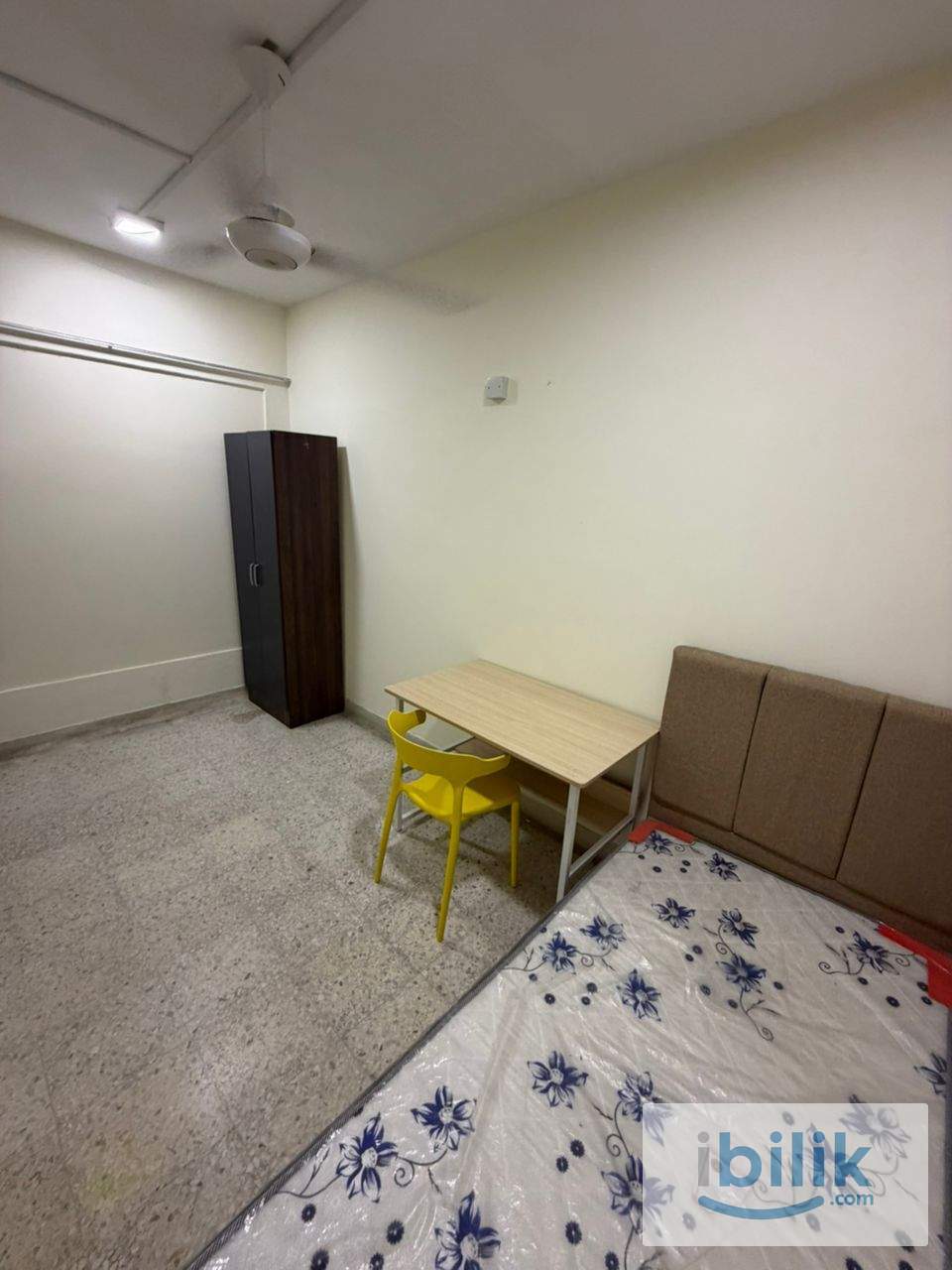 🙋‍♀️FEMALE ONLY🙋‍♀️SS22 DAMANSARA JAYA MIDDLE ROOM FOR RENT🏠NEARBY ATRIA SHOPPING GALLERY🚩 - Image 2