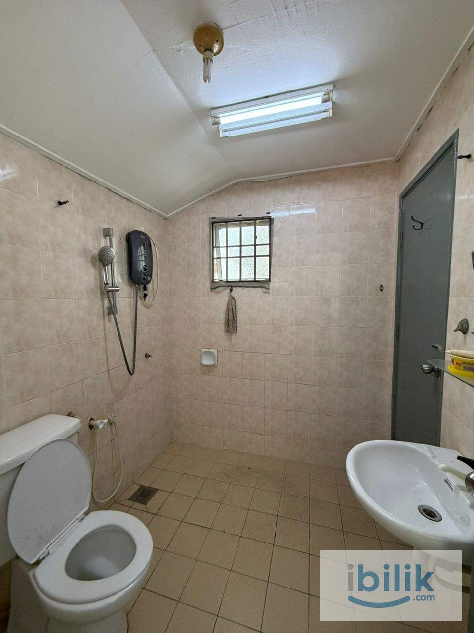 🔥LOW DEPOSIT🔥BUKIT TINGGI KLANG MIDDLE ROOM FOR RENT🏠NEARBY GIANT , GM KLANG , PORT KLANG , AEON MALL🚩 - Image 4