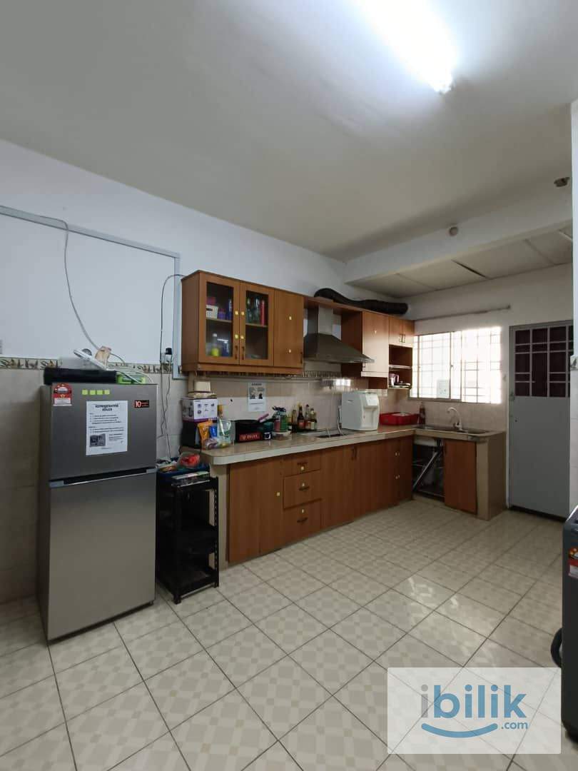 🔥LOW DEPOSIT🔥BUKIT TINGGI KLANG MIDDLE ROOM FOR RENT🏠NEARBY GIANT , GM KLANG , PORT KLANG , AEON MALL🚩 - Image 6