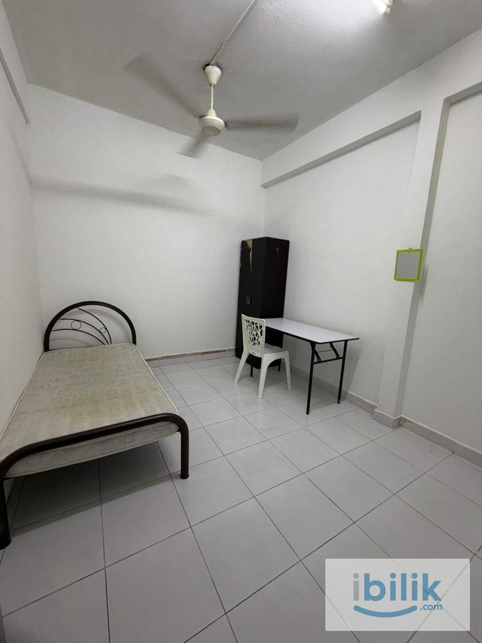 🔥MURAH-MURAH🔥🚩SECTION17 PETALING JAYA MIDDLE ROOM FOR RENT🏠 - Image 1
