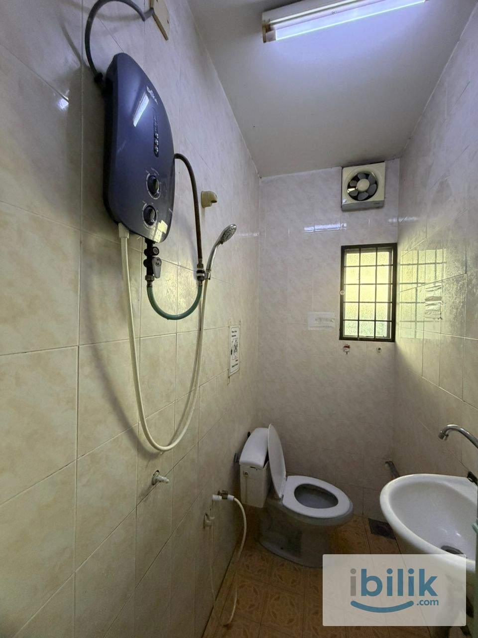 🔥MURAH-MURAH🔥🚩SECTION17 PETALING JAYA MIDDLE ROOM FOR RENT🏠 - Image 5