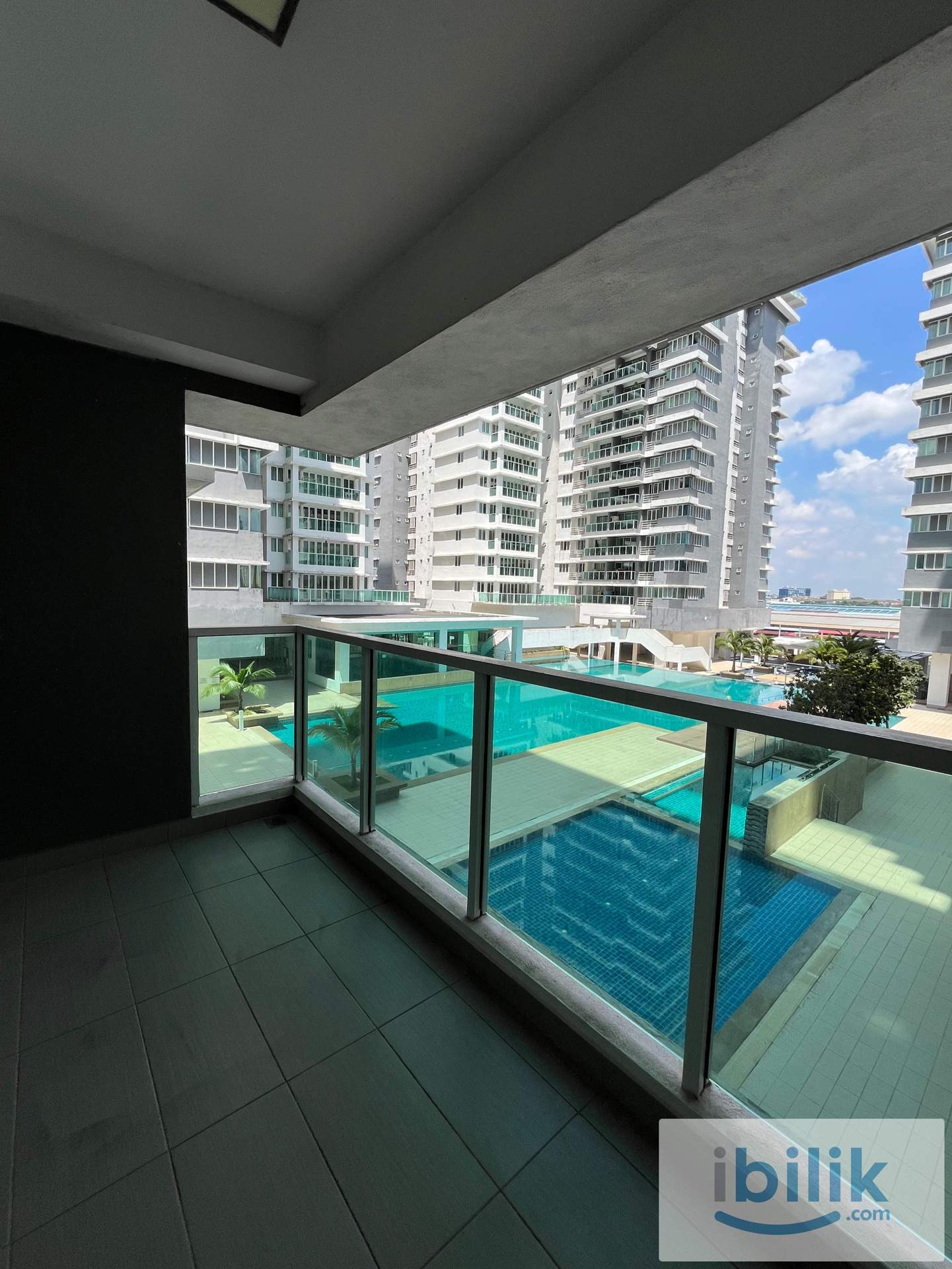BALCONY Middle Room at The Regina USJ 1 - Image 2