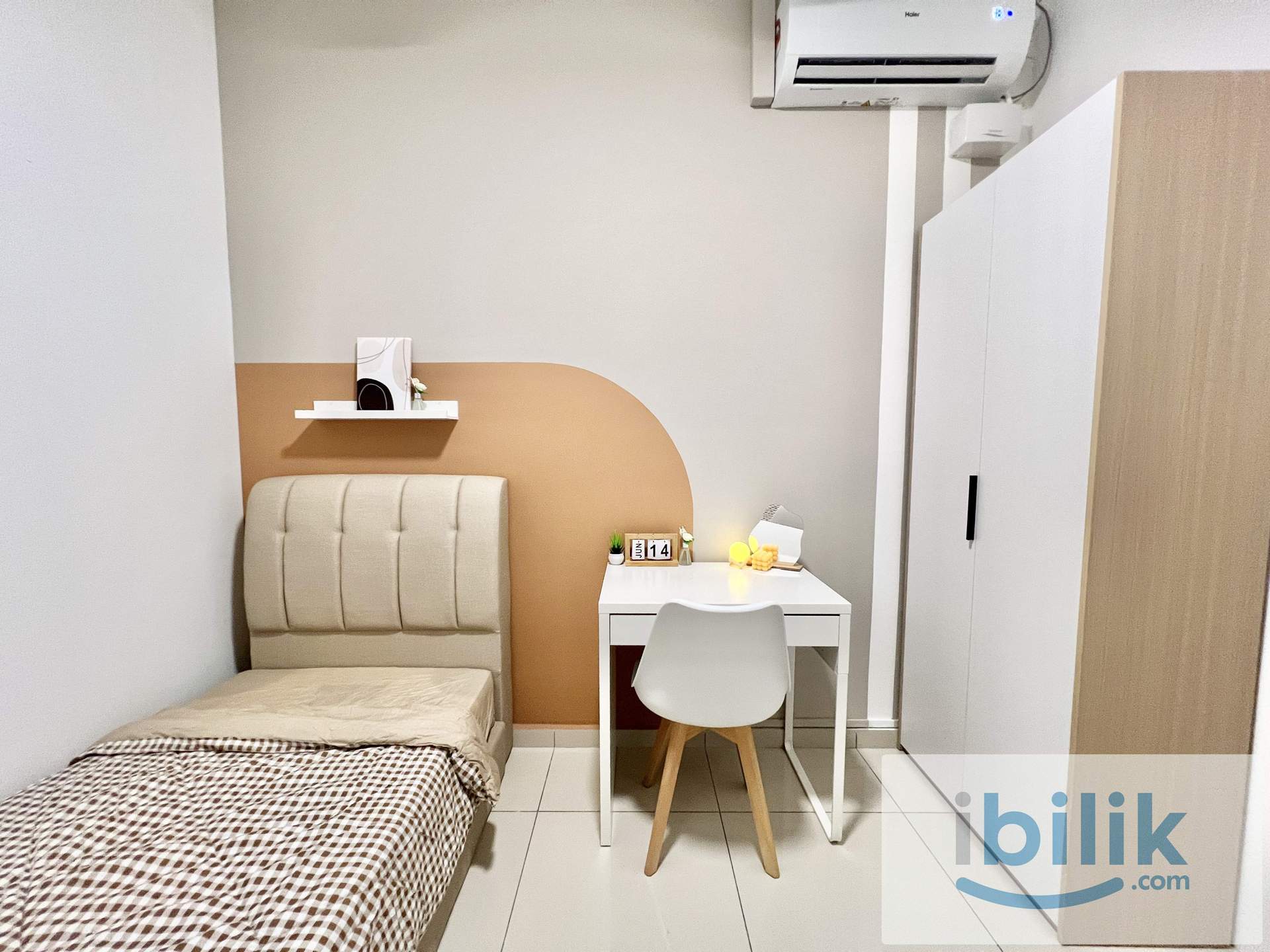 Middle room for rent in Marina Residence - Image 2