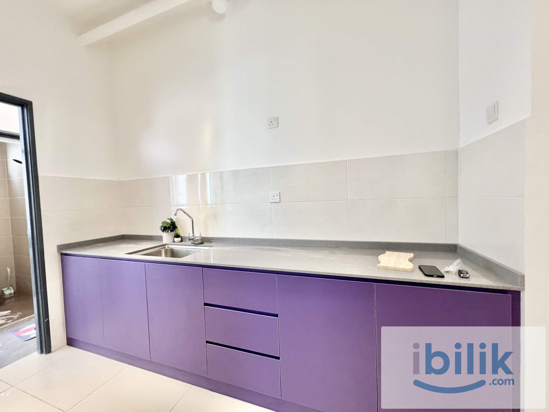 Middle room for rent in Marina Residence - Image 7