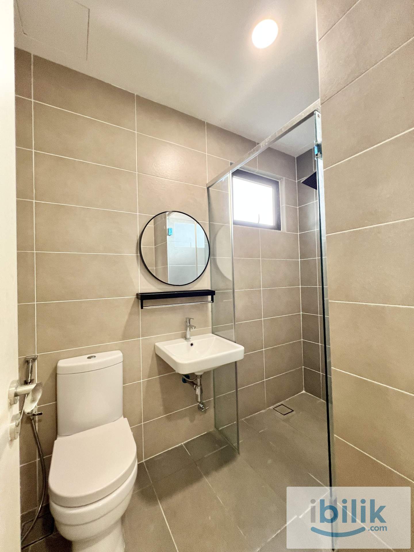 Master room for rent  - Image 2
