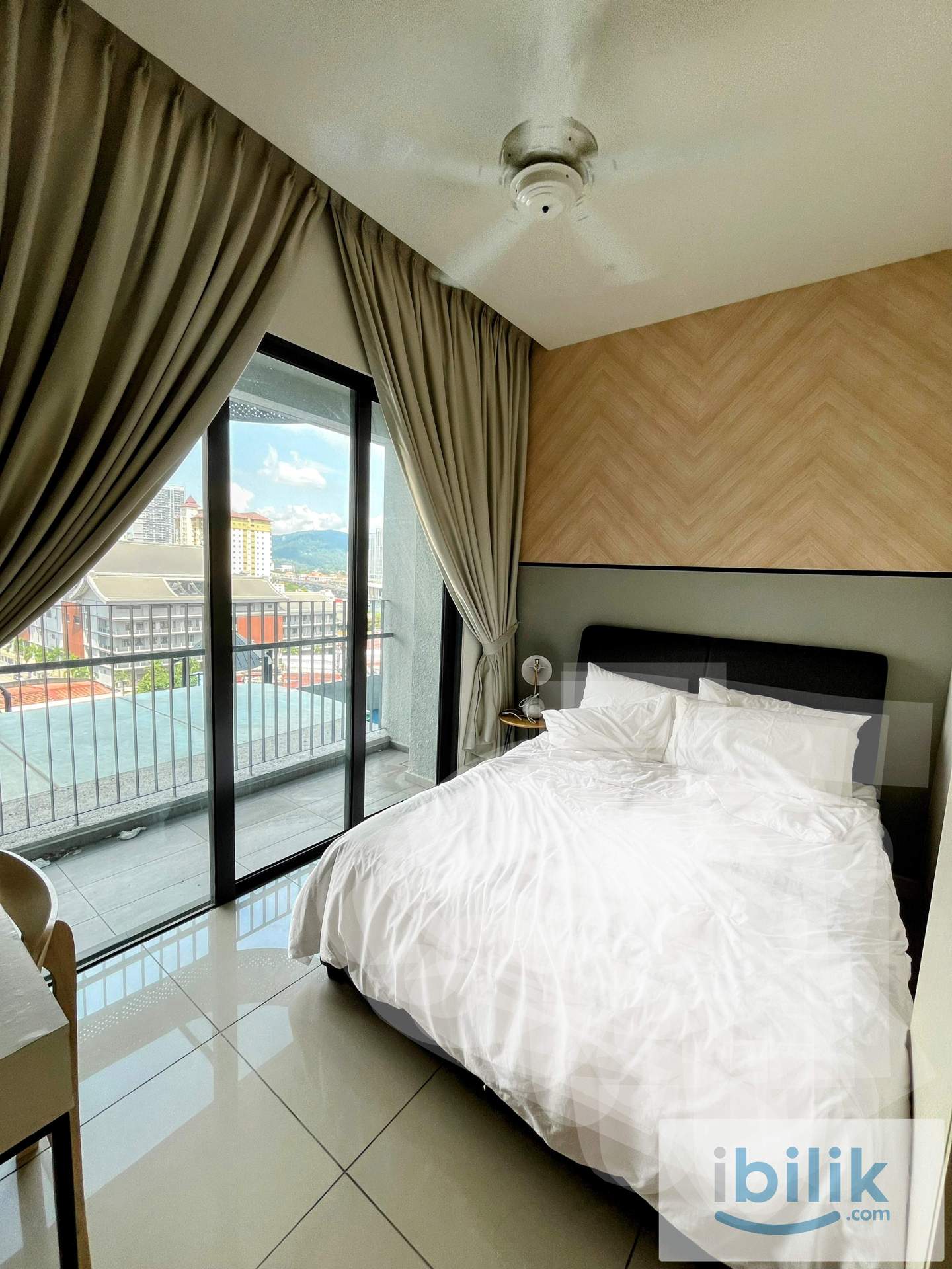 Unio Residence - Big Middle Room  - Image 1