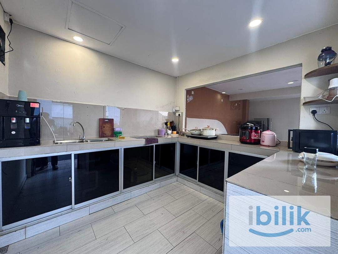 ✨LOW DEPOSIT✨SWING & PILLOW COLIVING HOT BALLOON HOTEL MASTER ROOM FOR RENT🤩🤩NEARBY I-CITY SHAH ALAM📍🚩 - Image 5