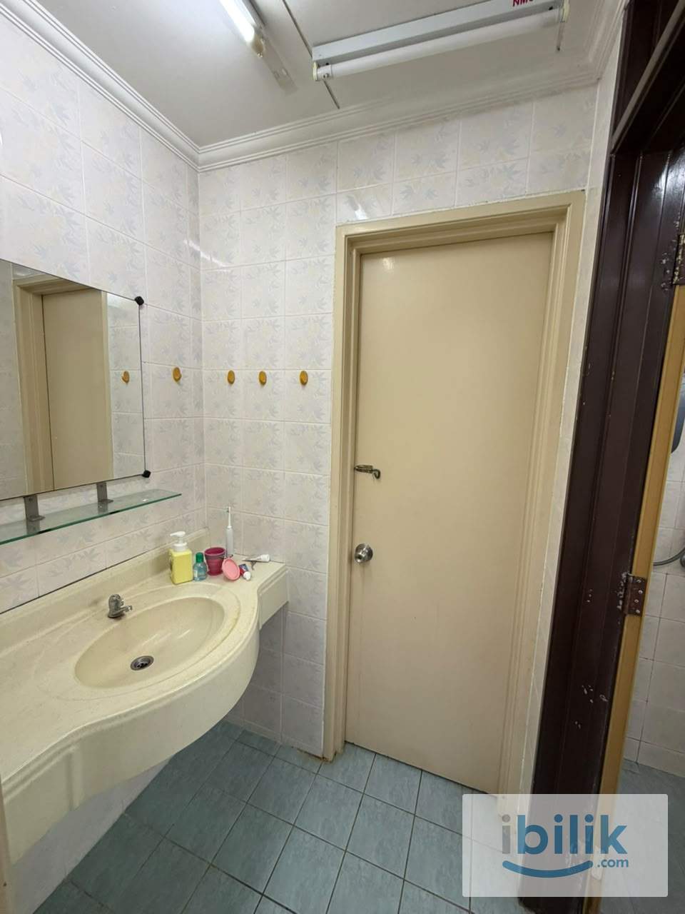 ‼️LOW DEPOSIT‼️BANDAR UTAMA PETALING JAYA SPACIOUS COUPLE MIDDLE ROOM FOR RENT🏠NEARBY CENTRE POINT , ONE UTAMA🚩 - Image 9
