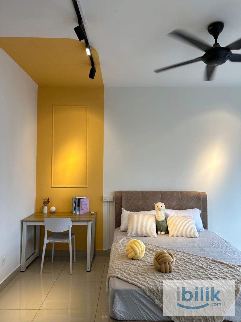 Master bedroom with attached bathroom  - Image 2