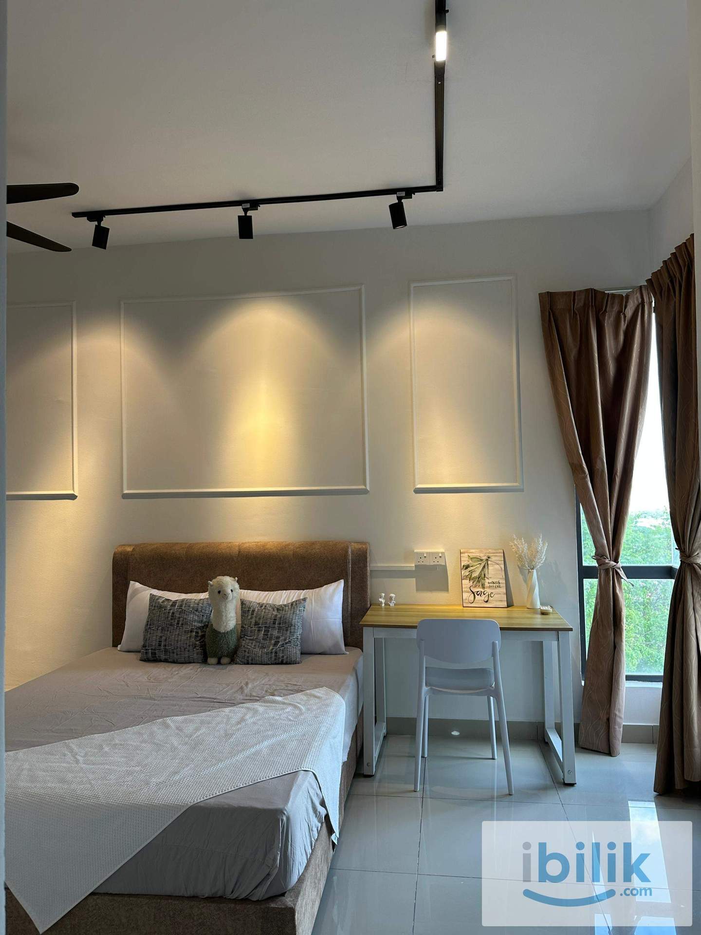Double bedroom  - Image 2