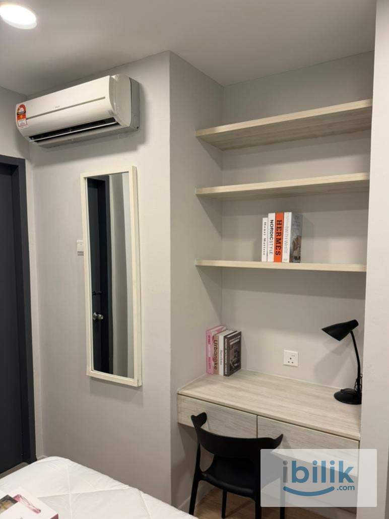D'Latour middle room for rent - Image 3