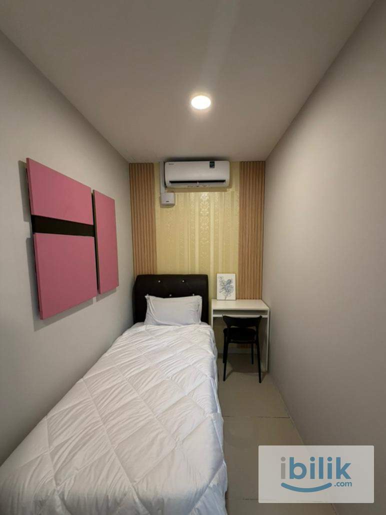 D'Latour small room for rent - Image 2
