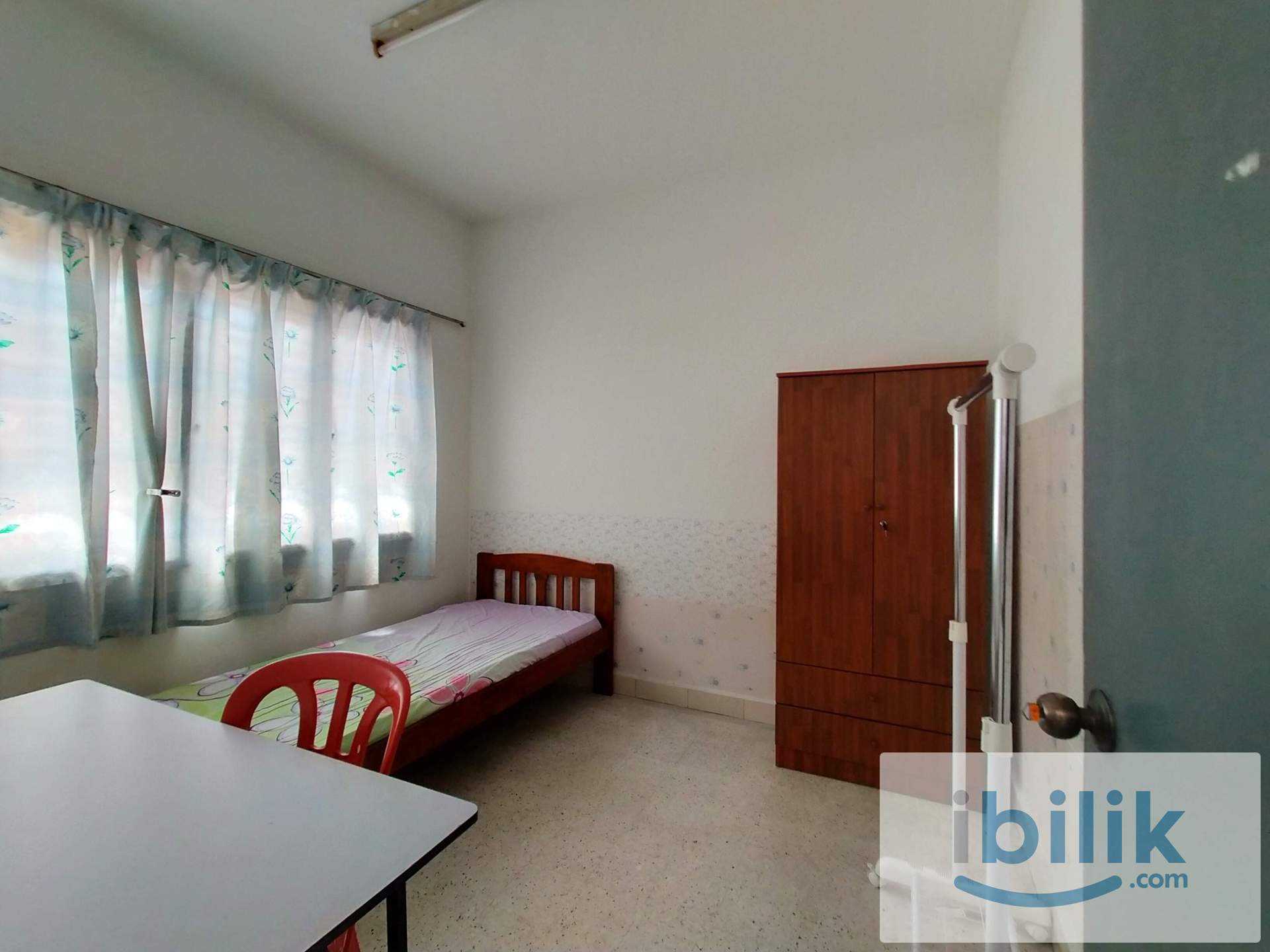 ROOM TO LET SEKSYEN 17 PETALING JAYA - Image 1