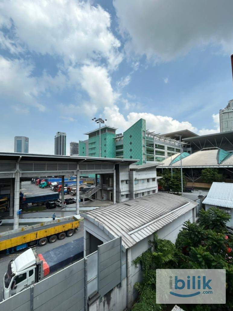 Low Deposit✅10 mins walking distance to CIQ checkpoint/JB central 🚶Aircond room for rent🛏️ - Image 4