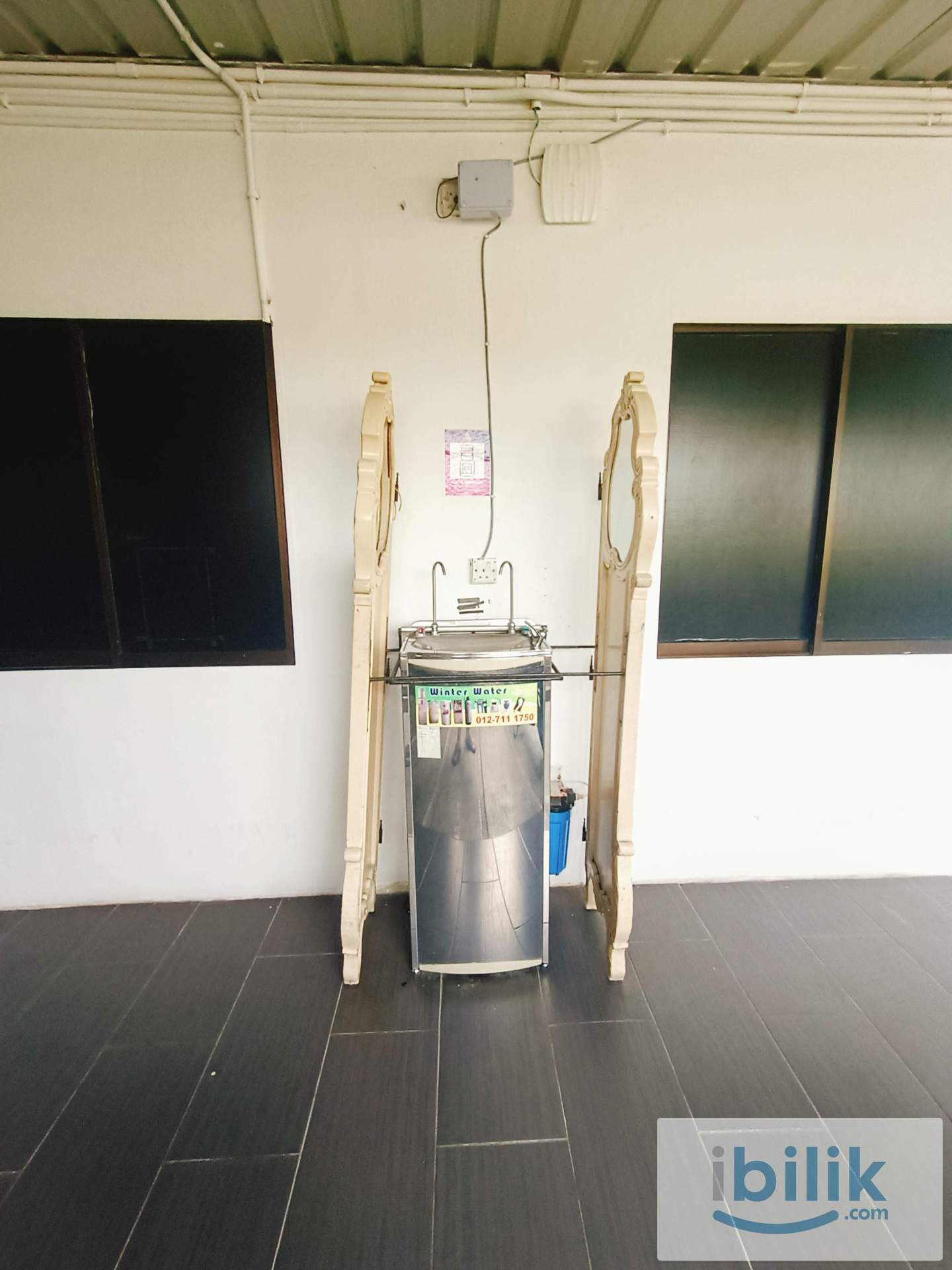 Landed House Room For Rent @ Holiday Plaza  - Image 4