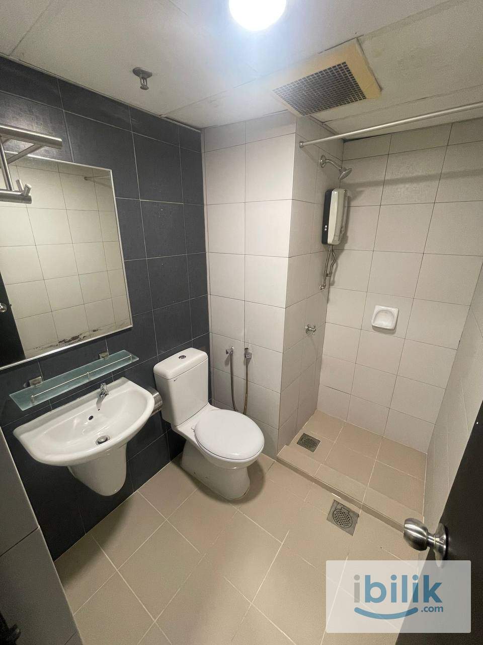 🚪 Just Bring Luggage! Master Room Ready - Image 6