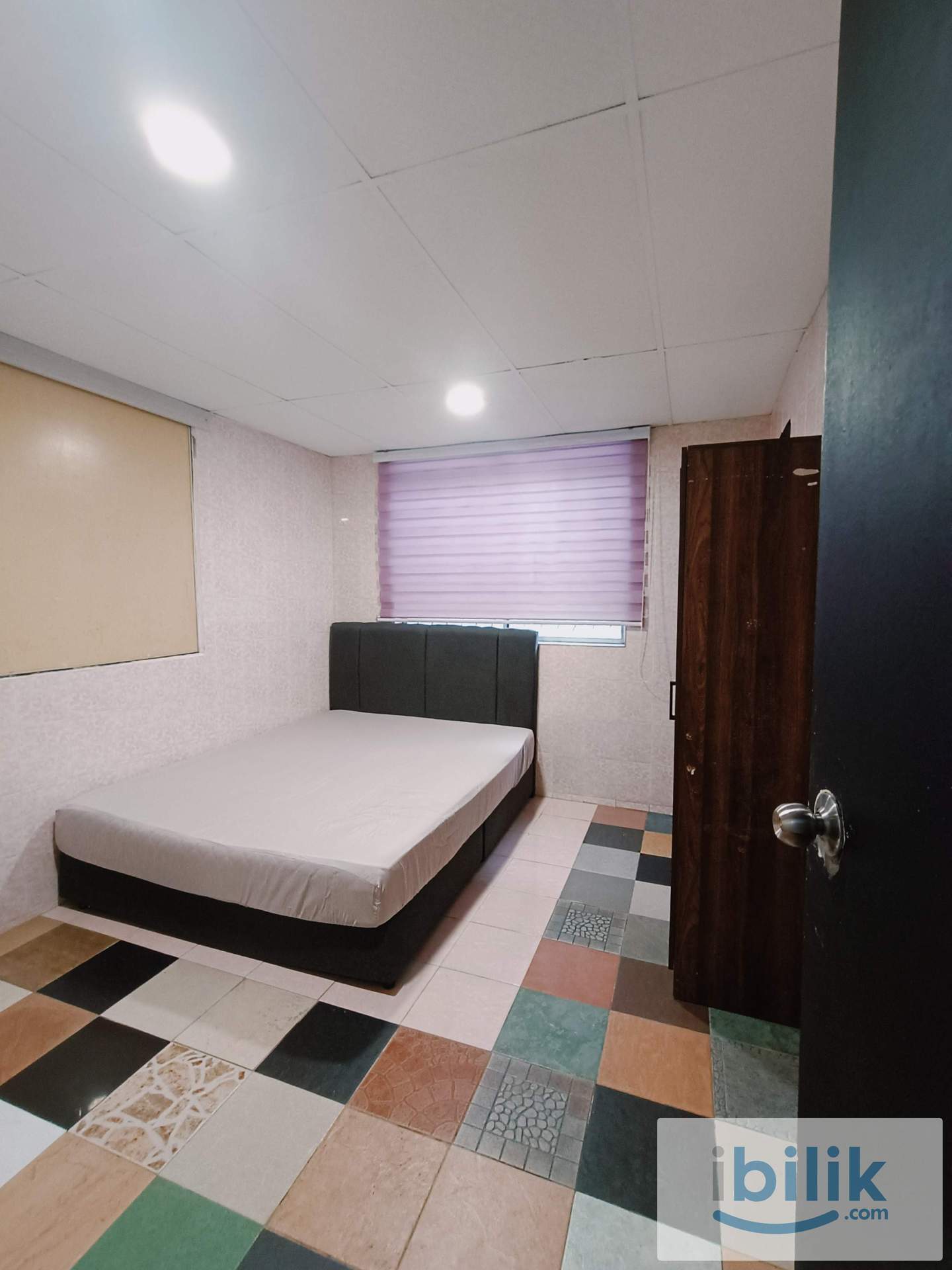 Big room. Private bathroom. Good vibes only ✨ - Image 1