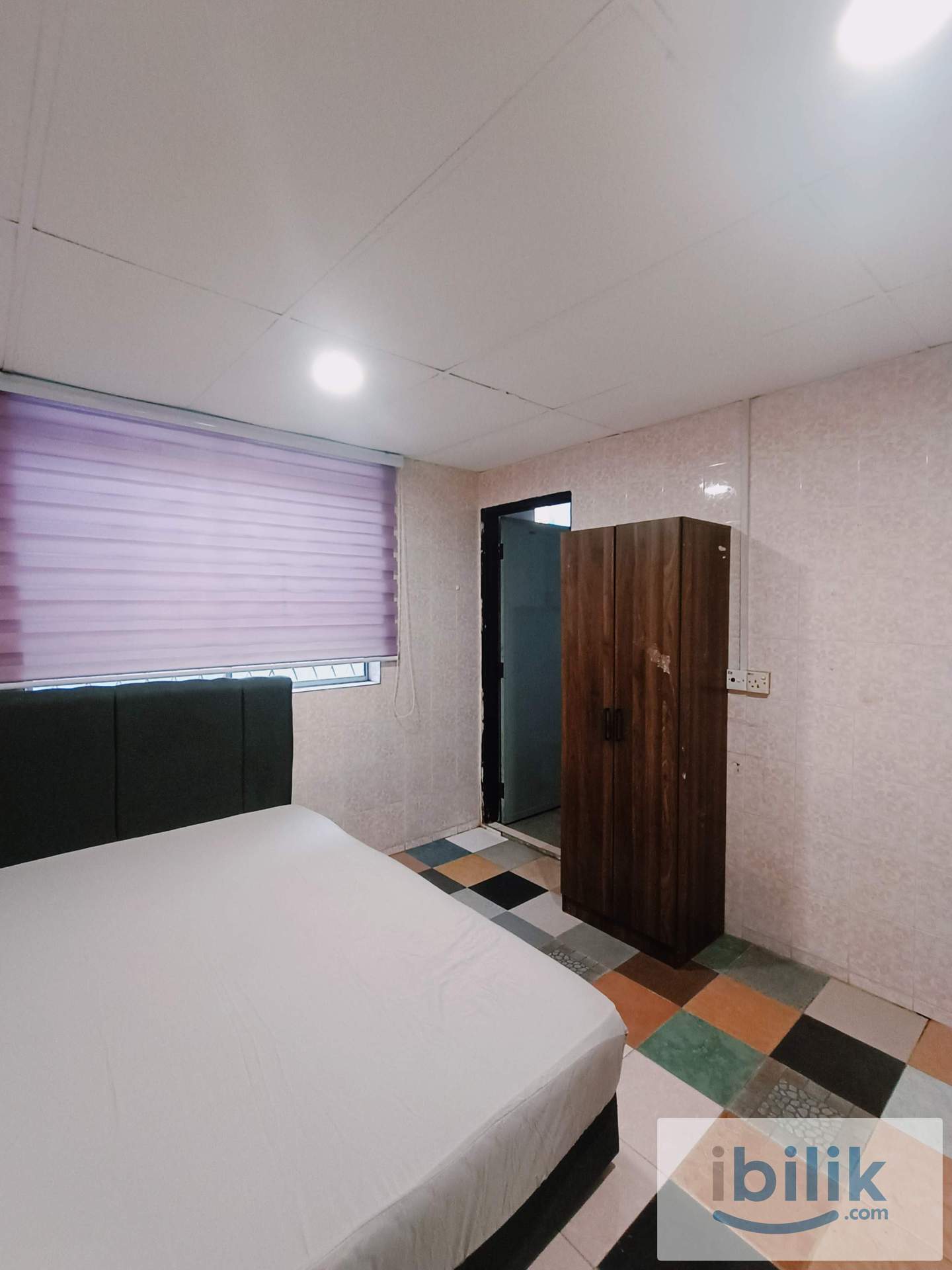Big room. Private bathroom. Good vibes only ✨ - Image 3