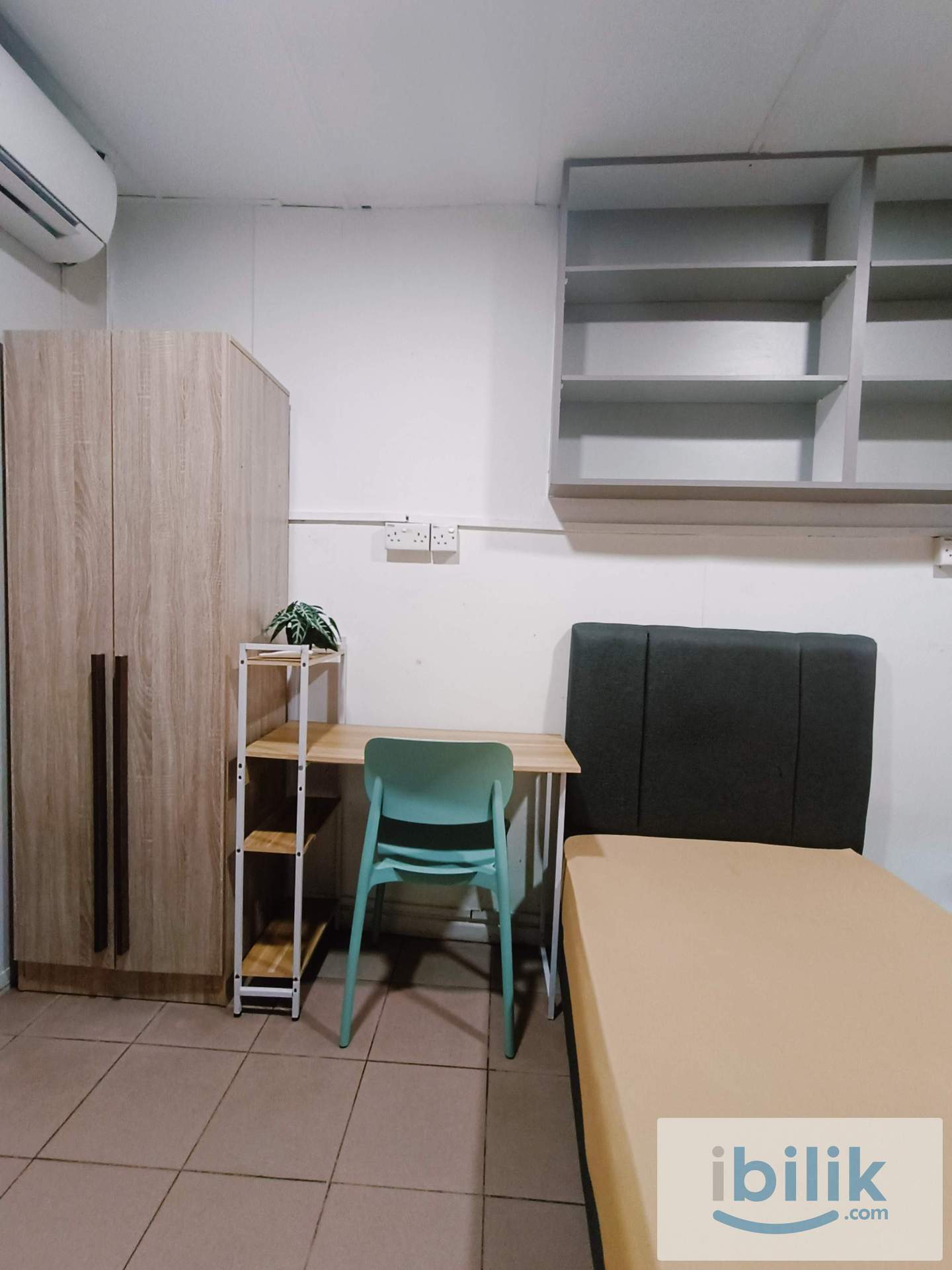 🔥 HOT UNIT! Master Bedroom Available Now Private space, cozy vibes & fully furnished. First come, first served! - Image 2