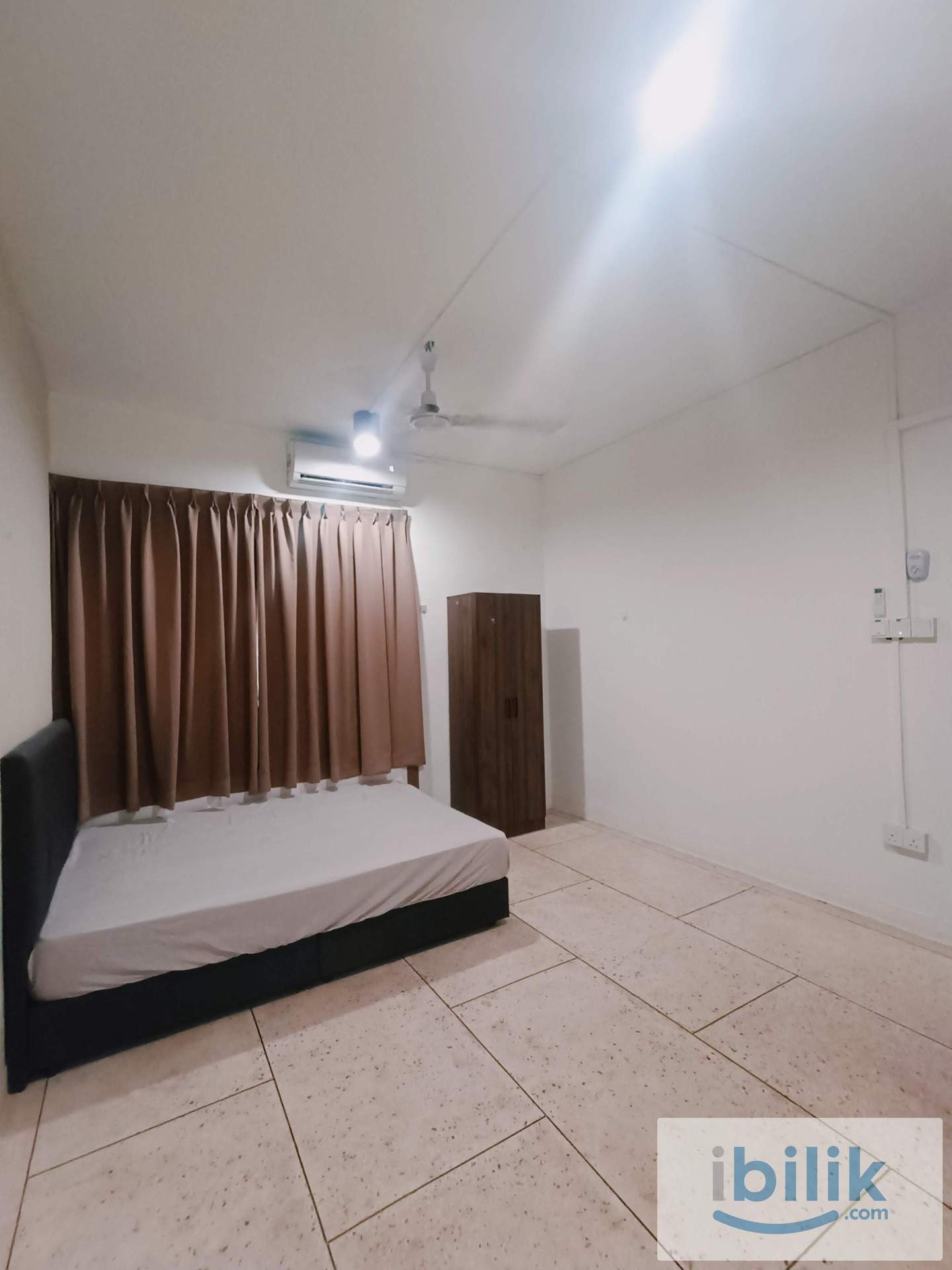 🌸 Peaceful, Clean & Comfortable Master Bedroom Available with ZERO DEPOSIT - Image 6